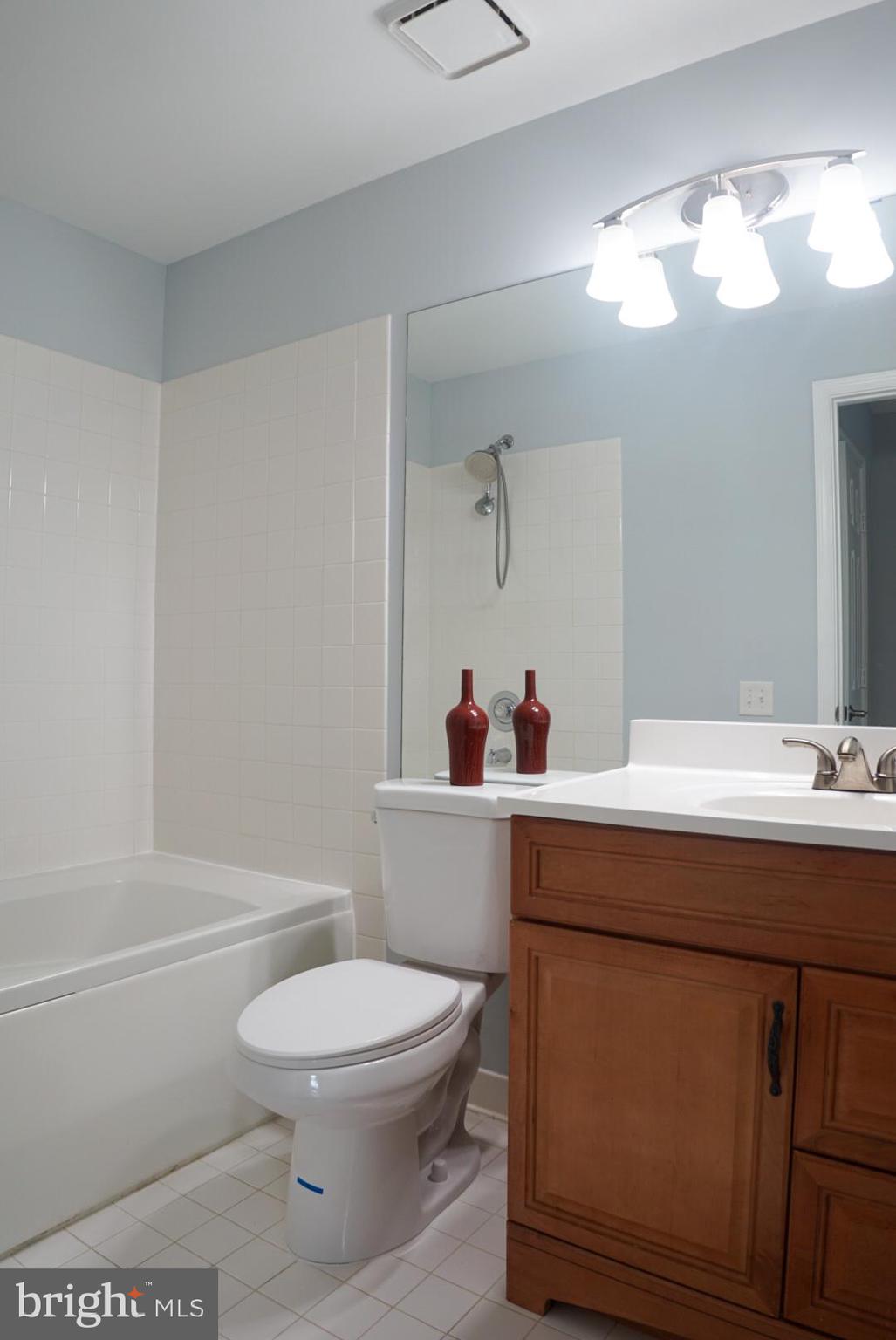 LEE LANDING - Residential