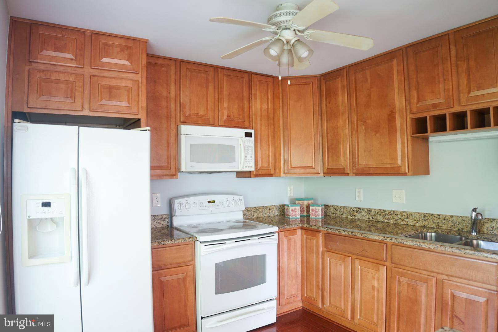 LEE LANDING - Residential