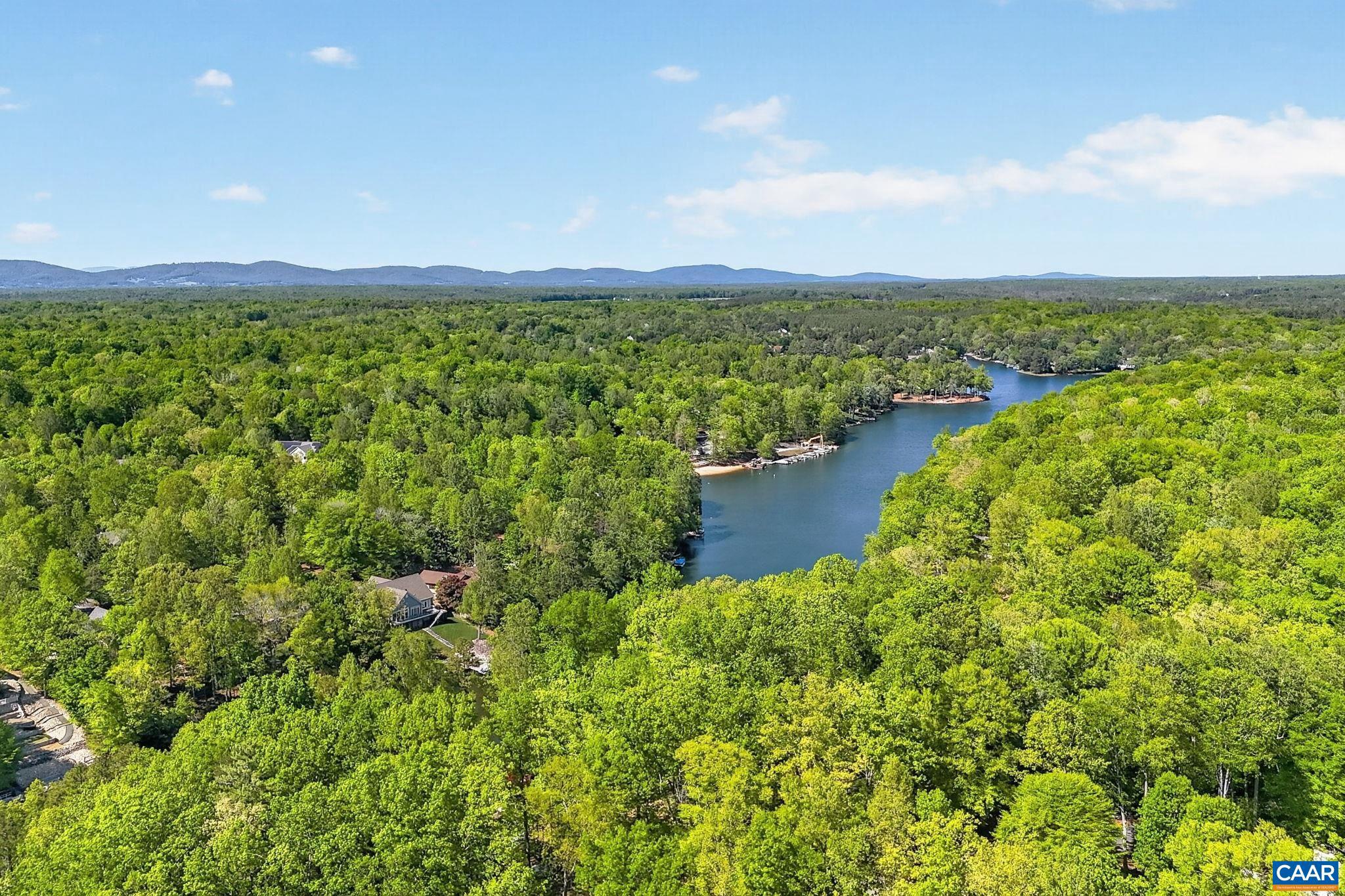 LAKE MONTICELLO - Residential