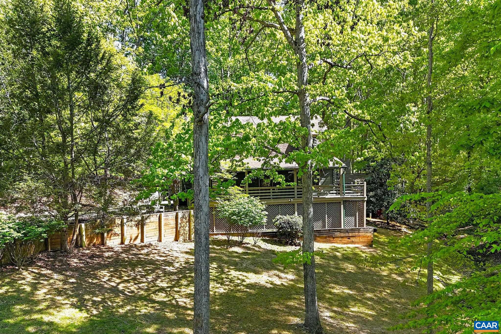 LAKE MONTICELLO - Residential