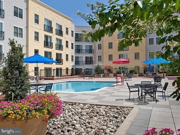 PALLADIAN - Residential