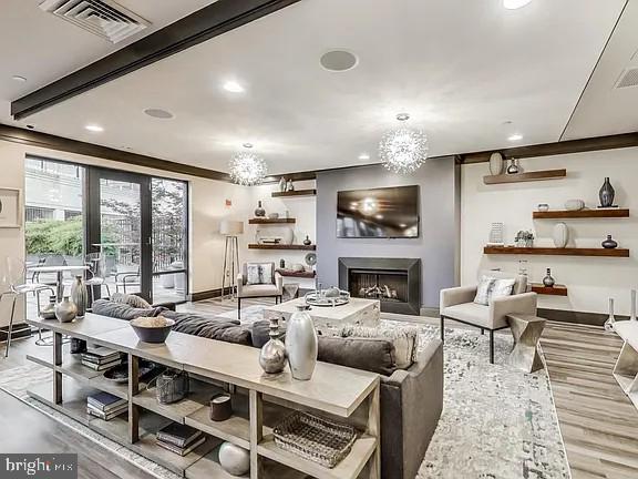 PALLADIAN - Residential