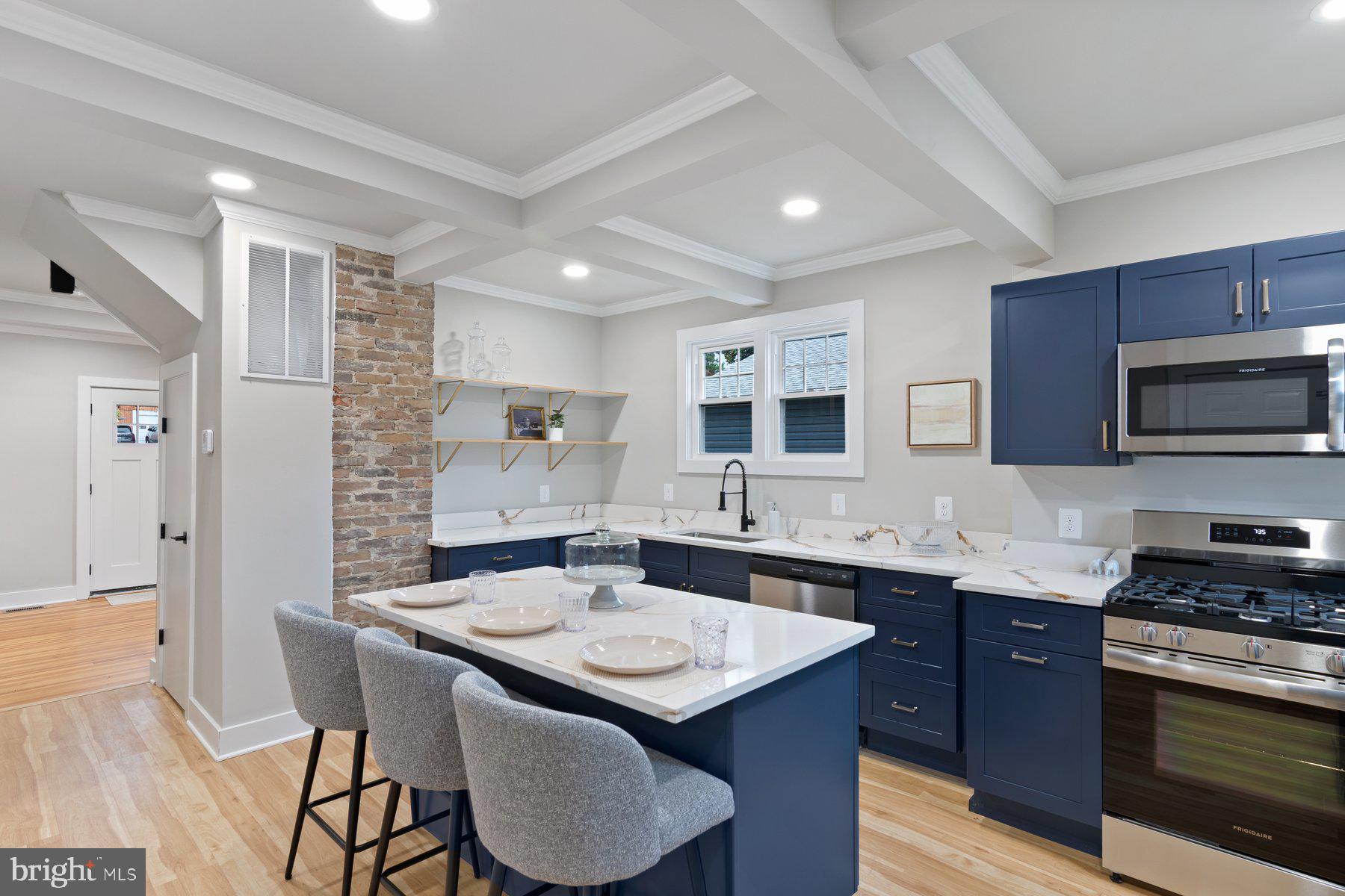 CATONSVILLE HEIGHTS - Residential