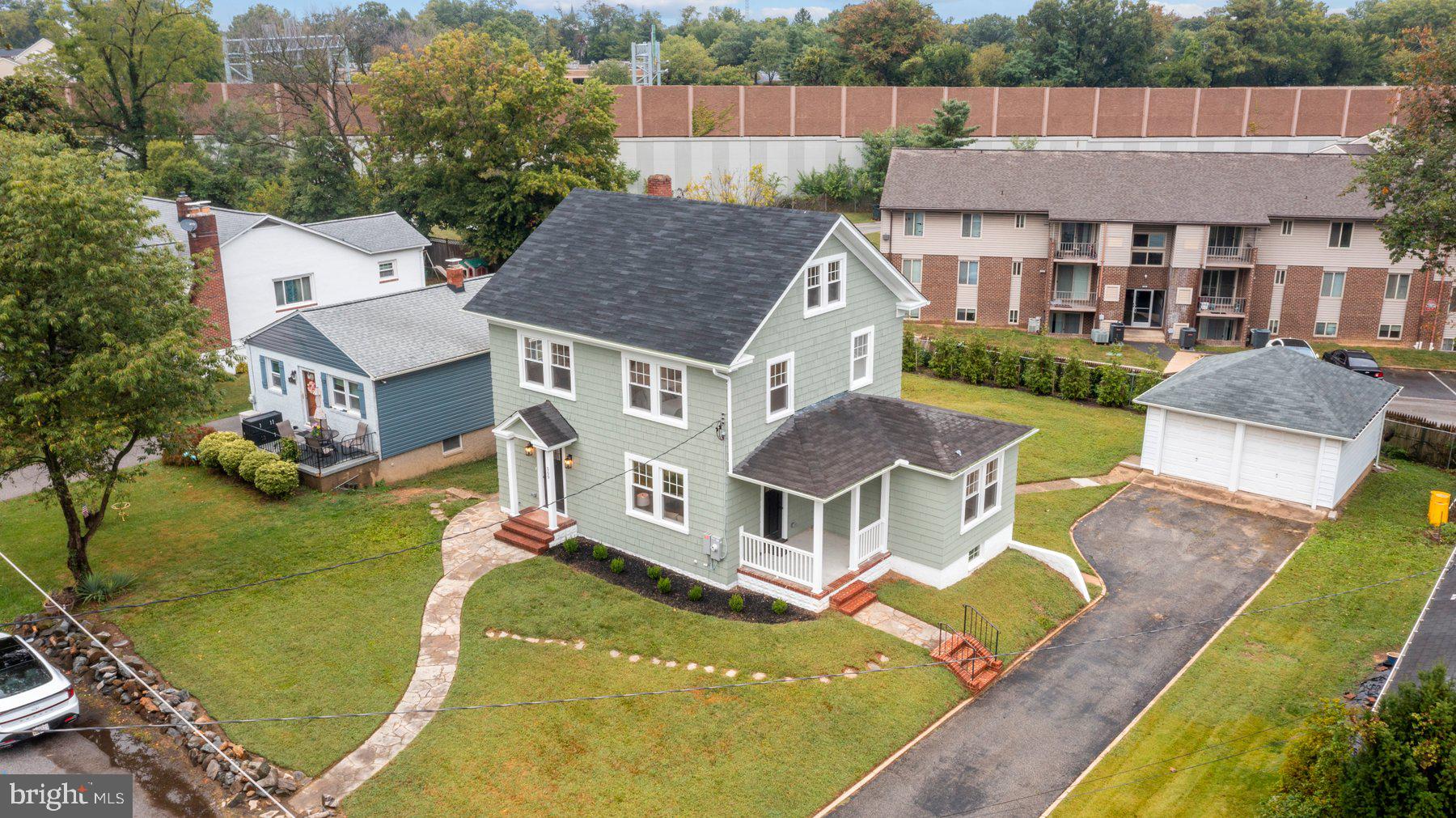 CATONSVILLE HEIGHTS - Residential