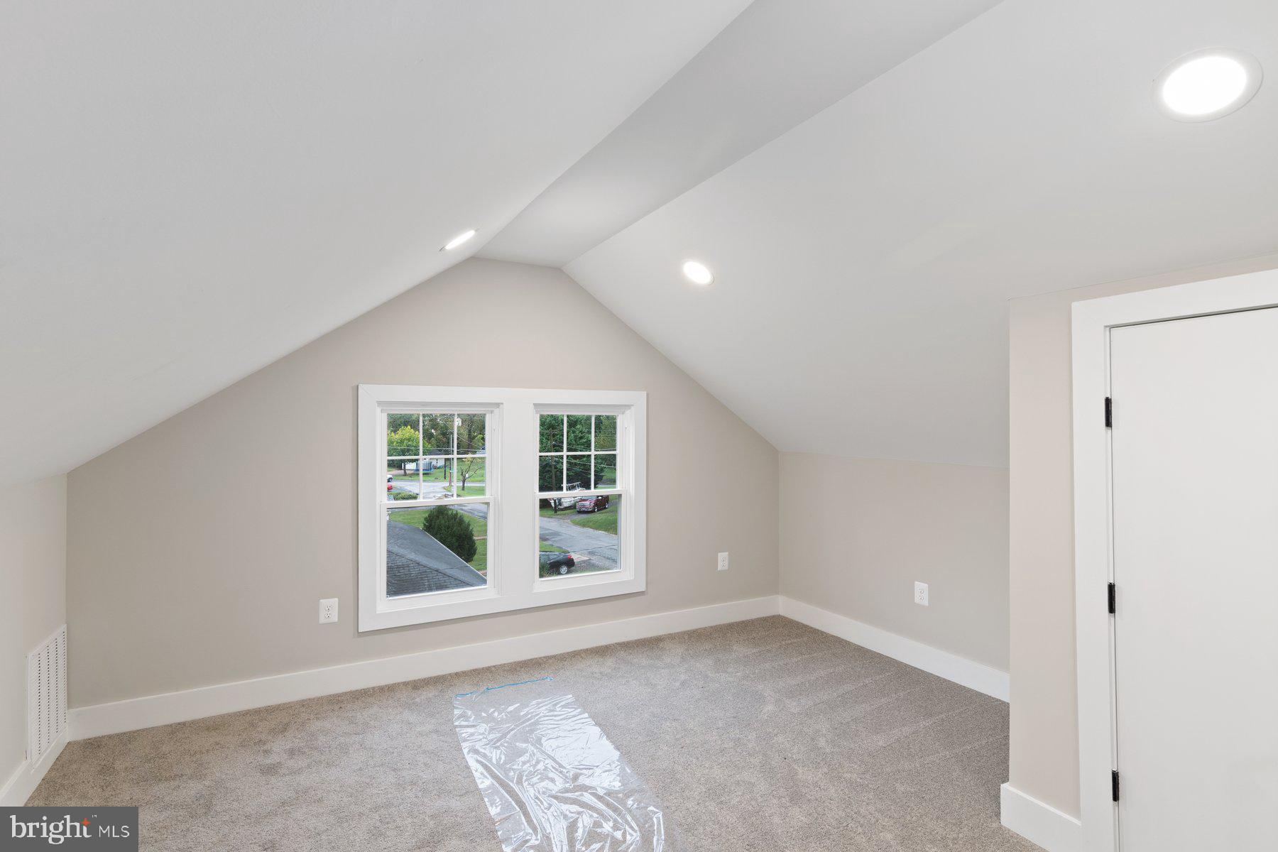 CATONSVILLE HEIGHTS - Residential