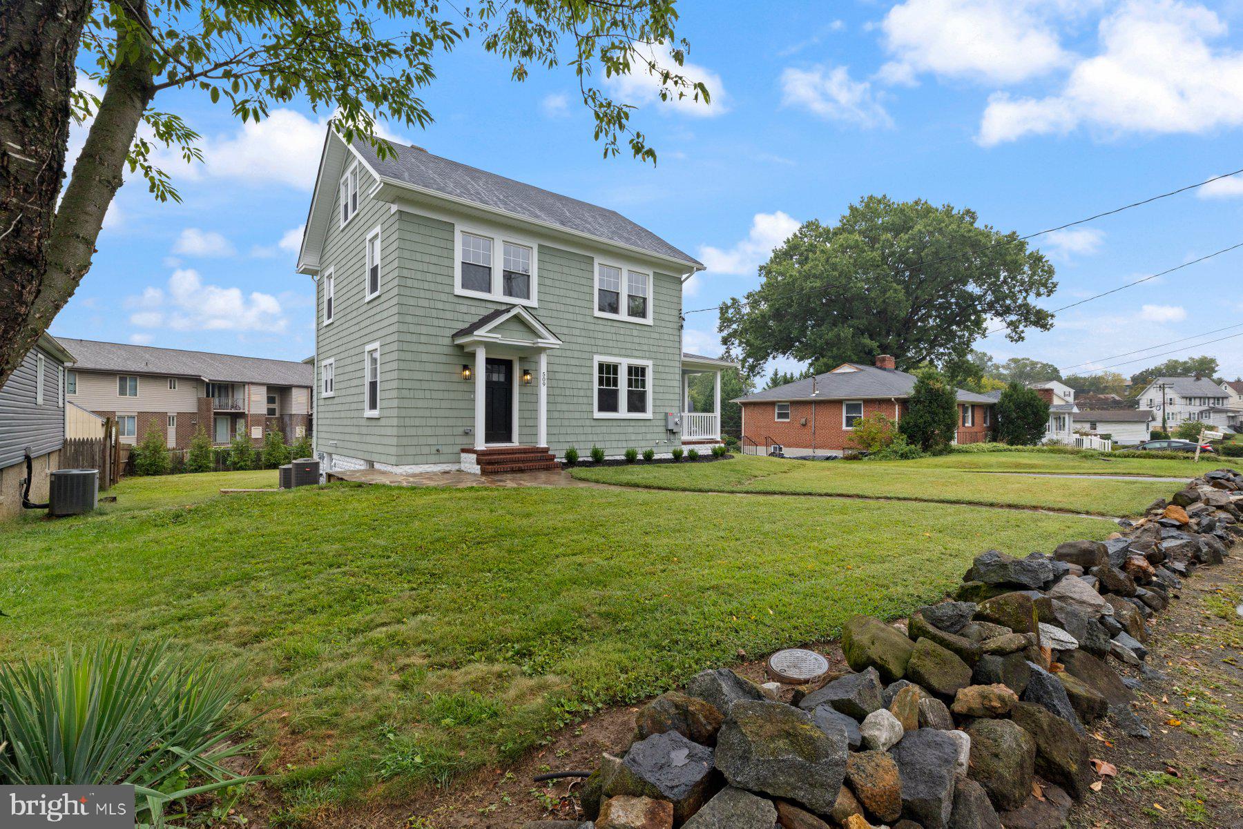 CATONSVILLE HEIGHTS - Residential