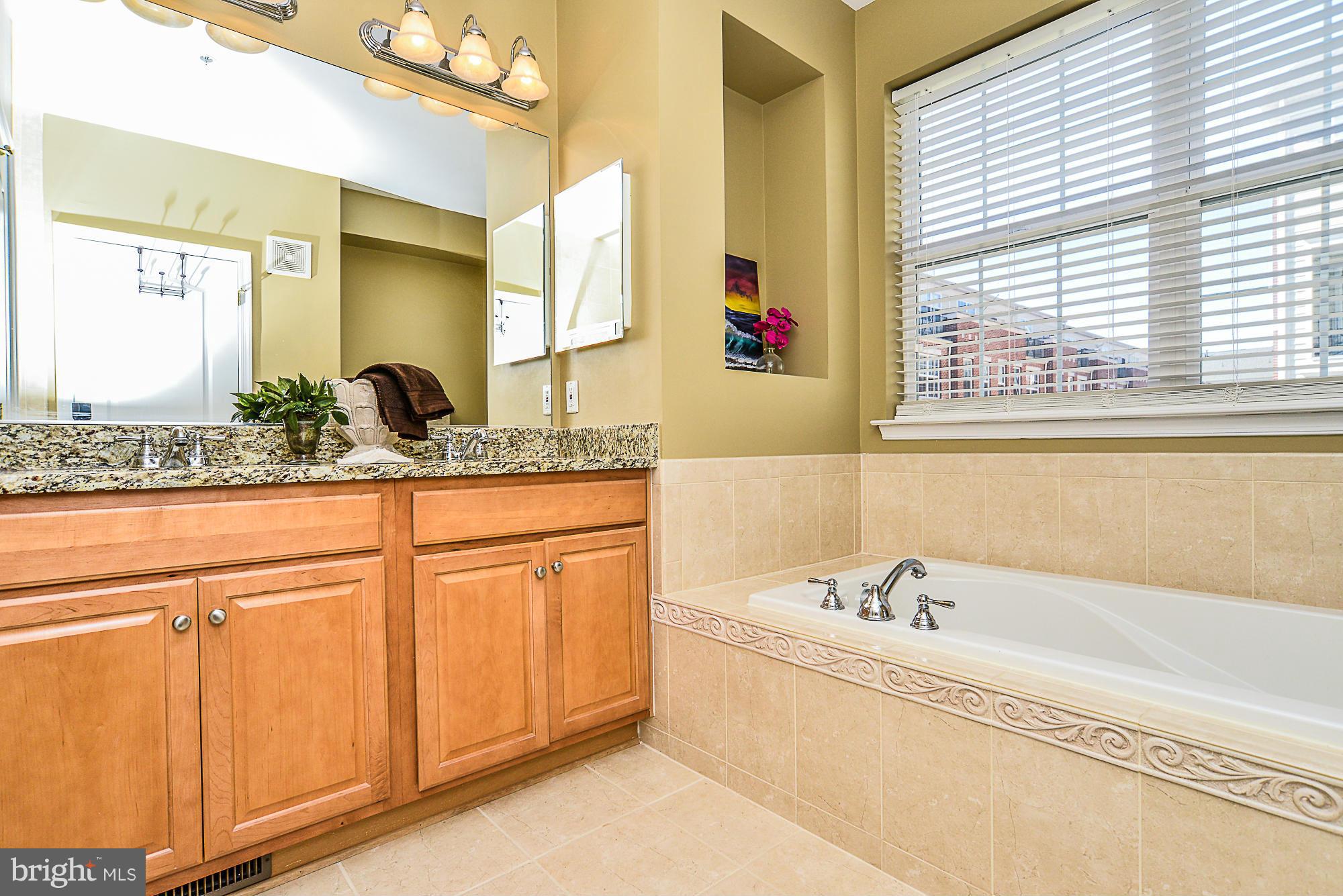 EAST MARKET - Residential