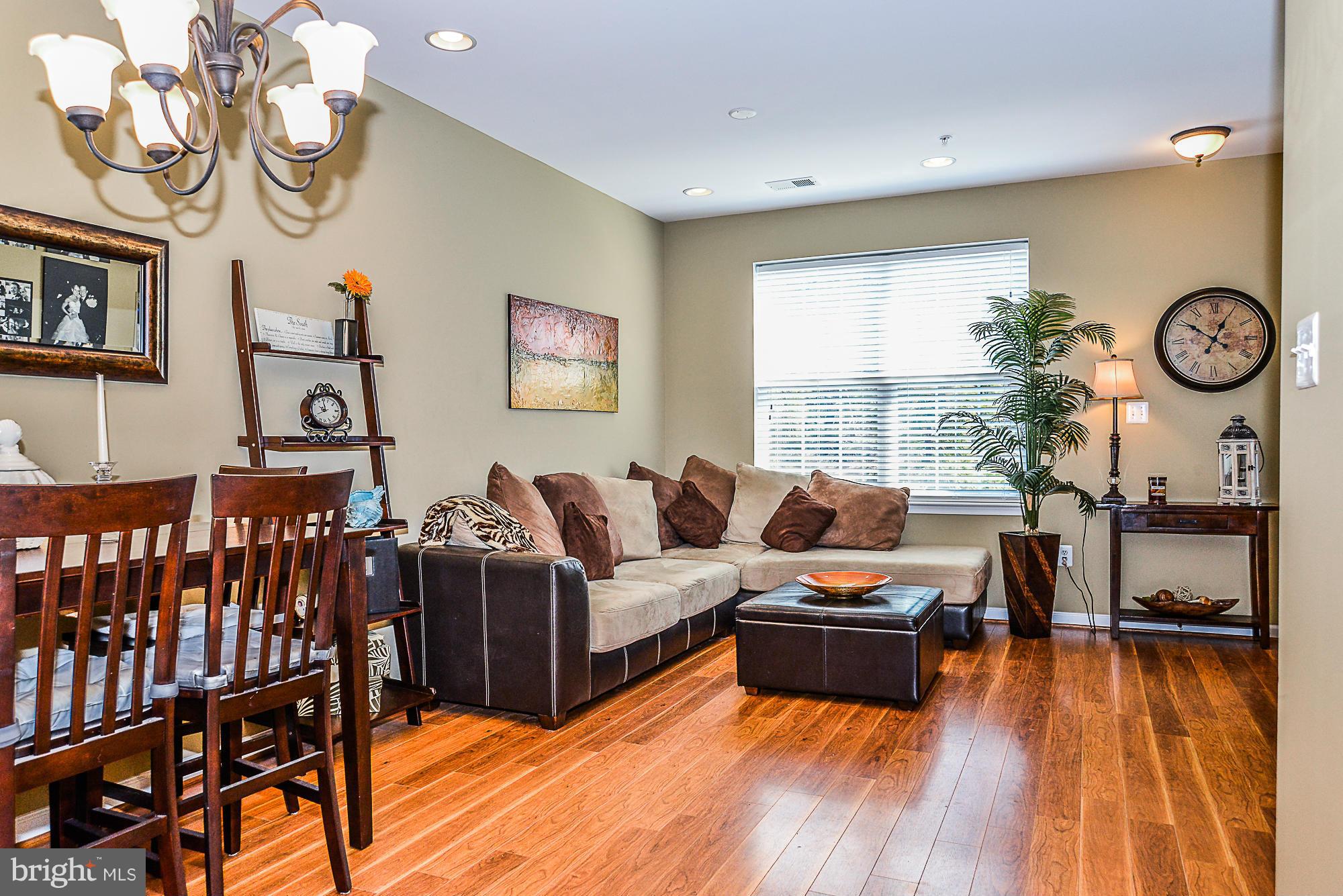 EAST MARKET - Residential