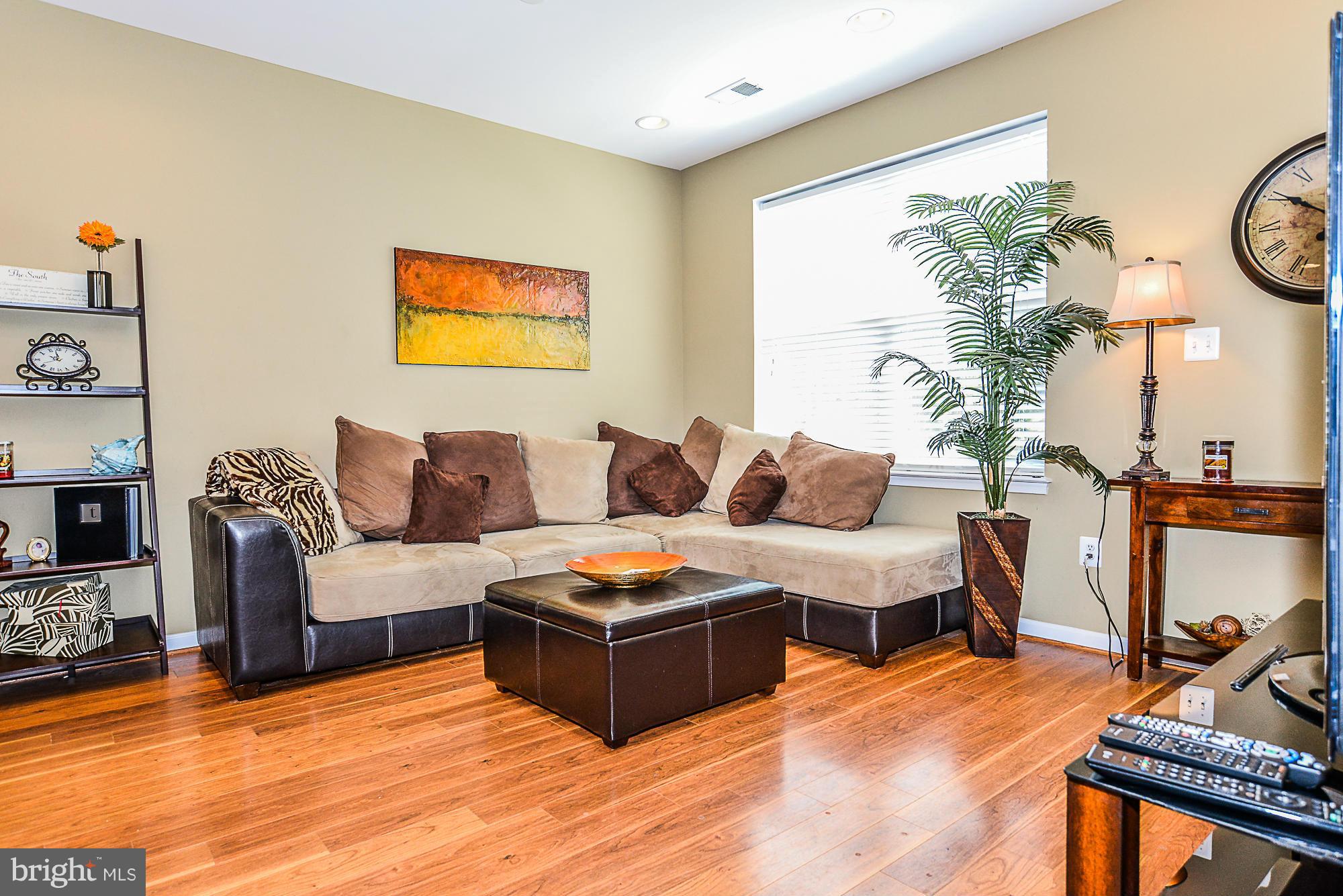 EAST MARKET - Residential