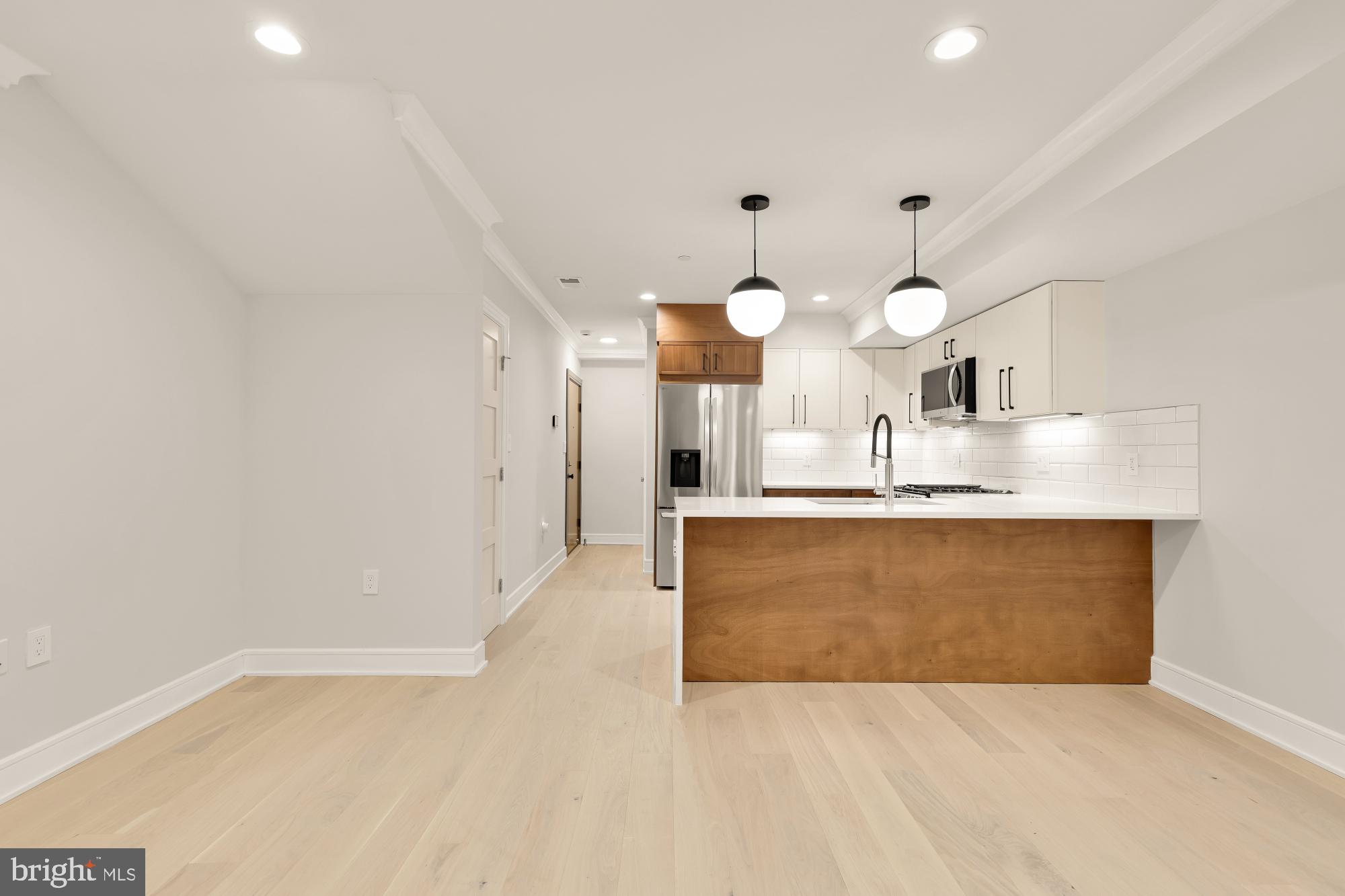 647 G ST SE 1