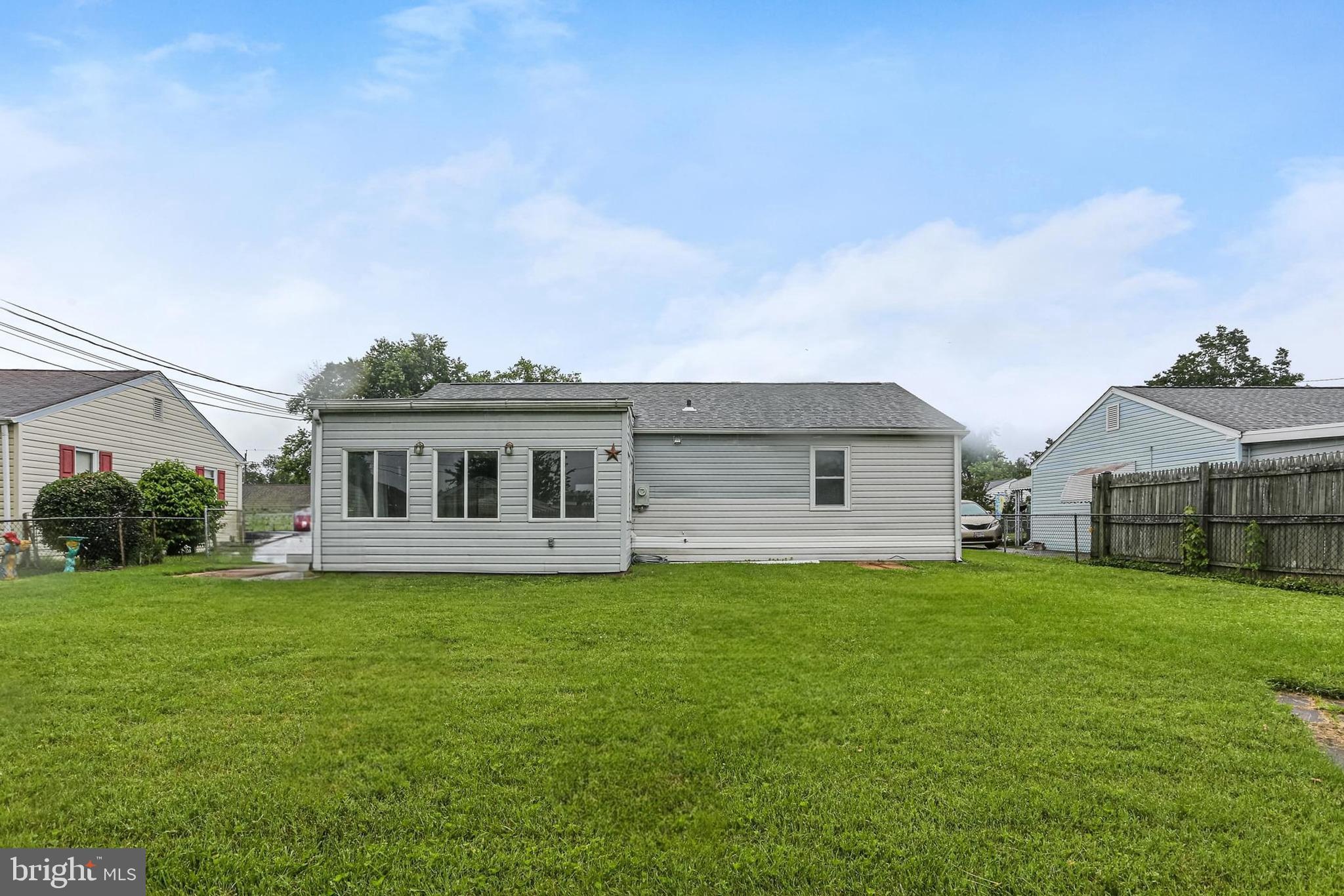 1910 MALTRAVERS ROAD