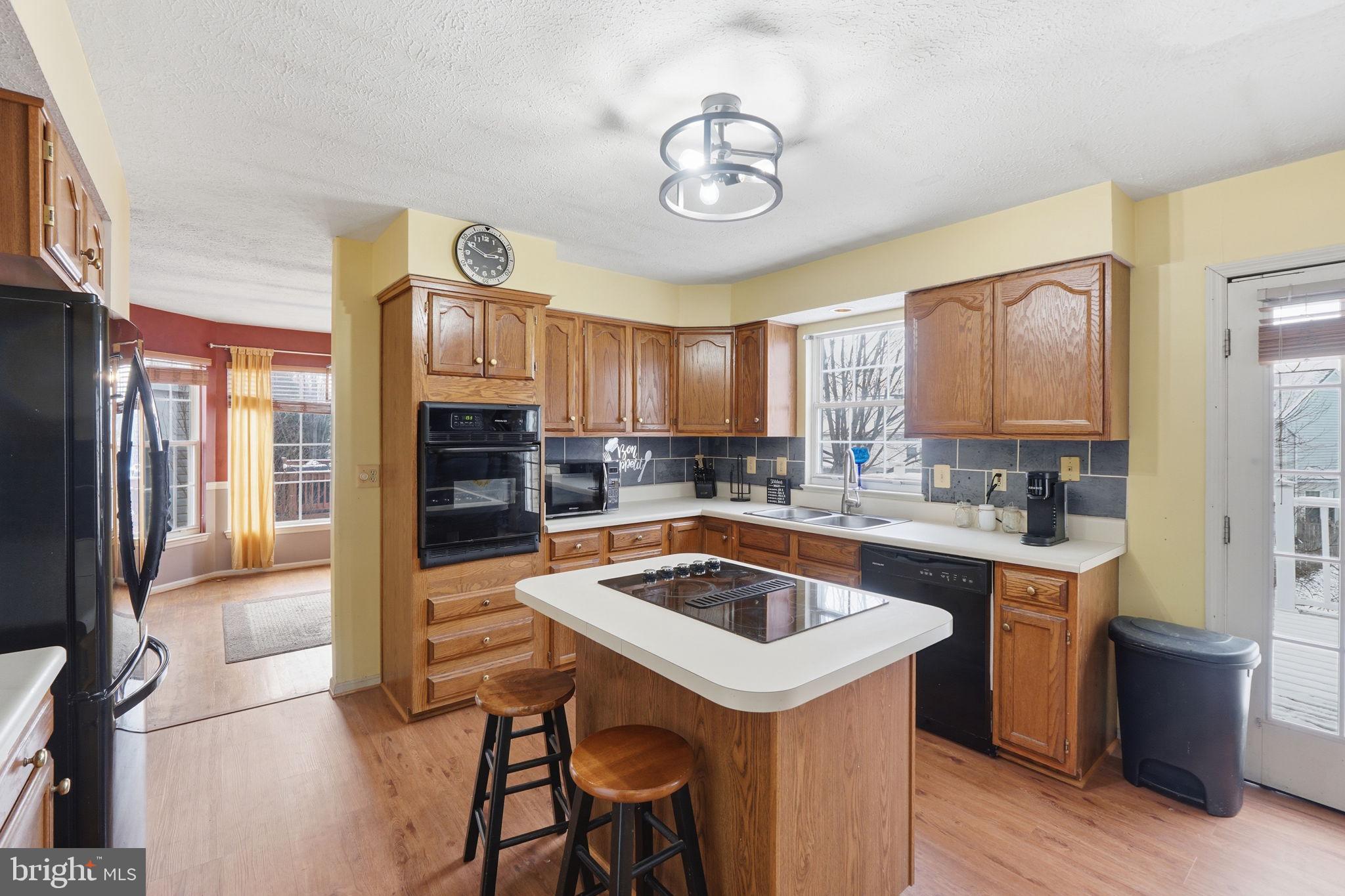 OVERLOOK - Residential