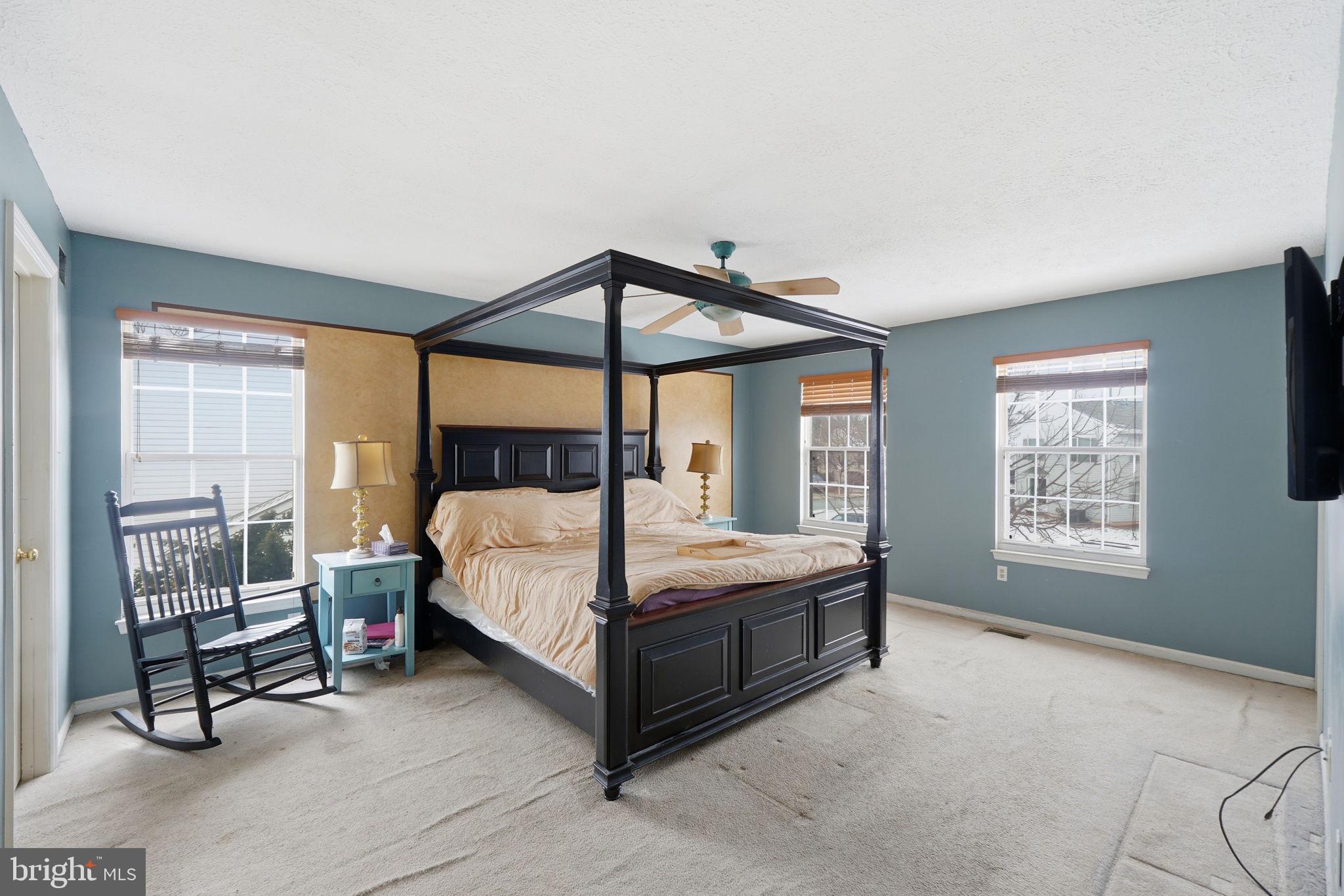 OVERLOOK - Residential