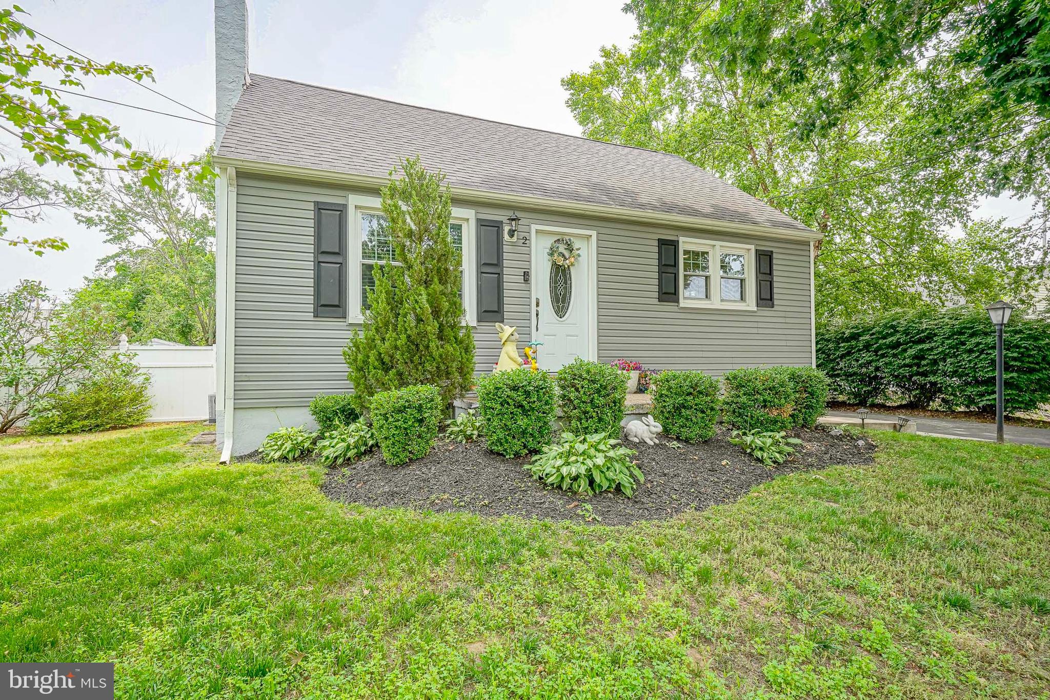 2 RESERVE AVENUE