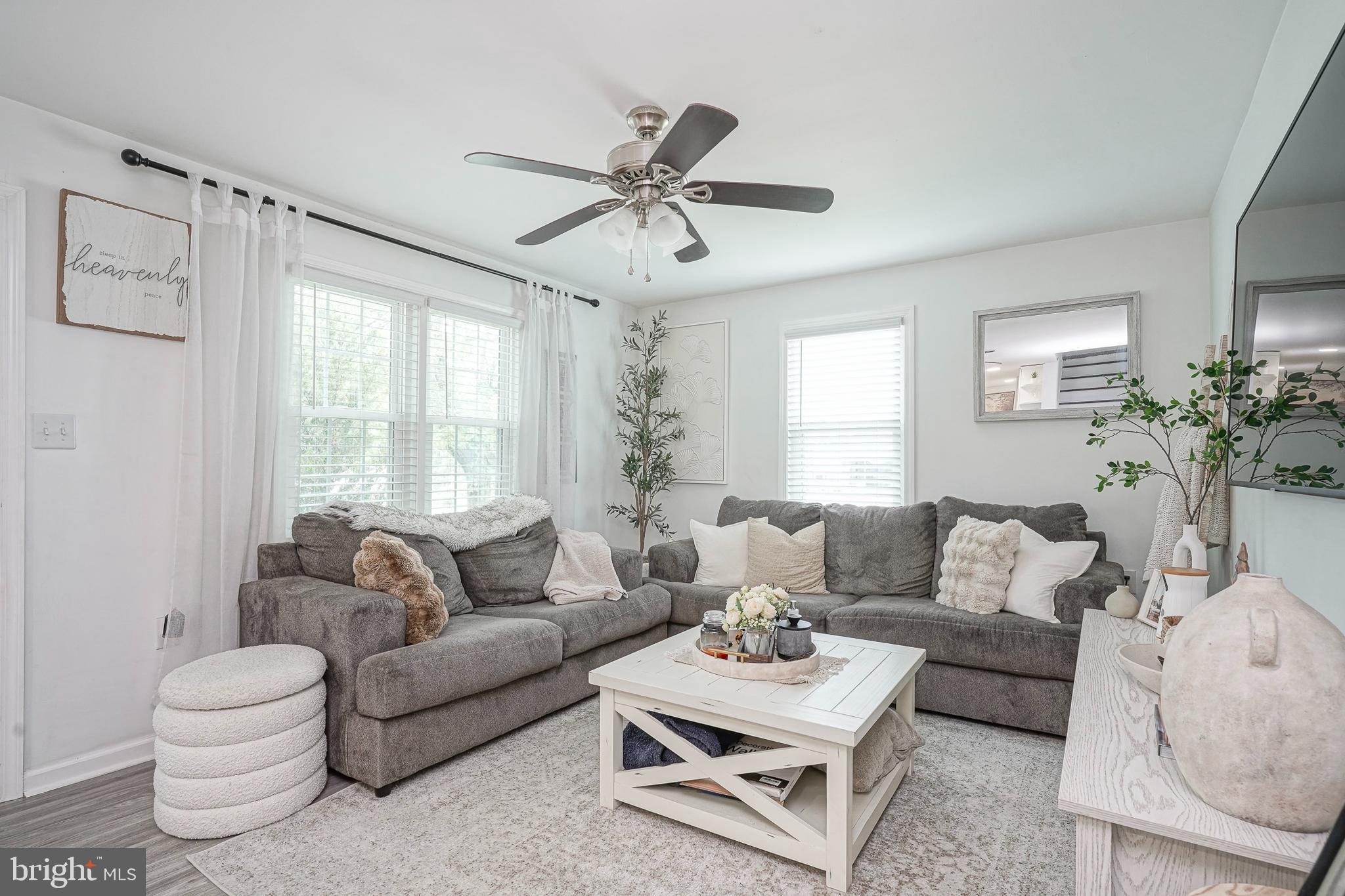 2 RESERVE AVENUE