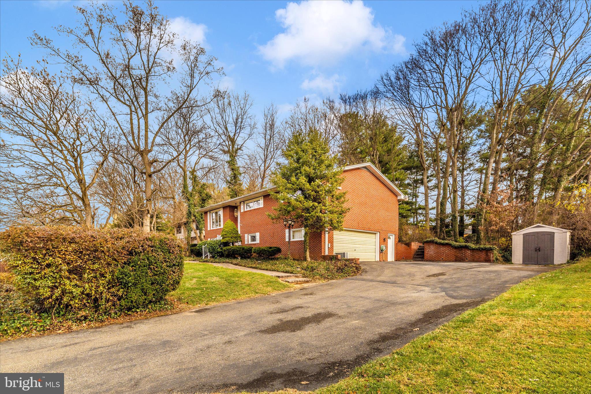 BRIGHTWOOD ACRES - Residential