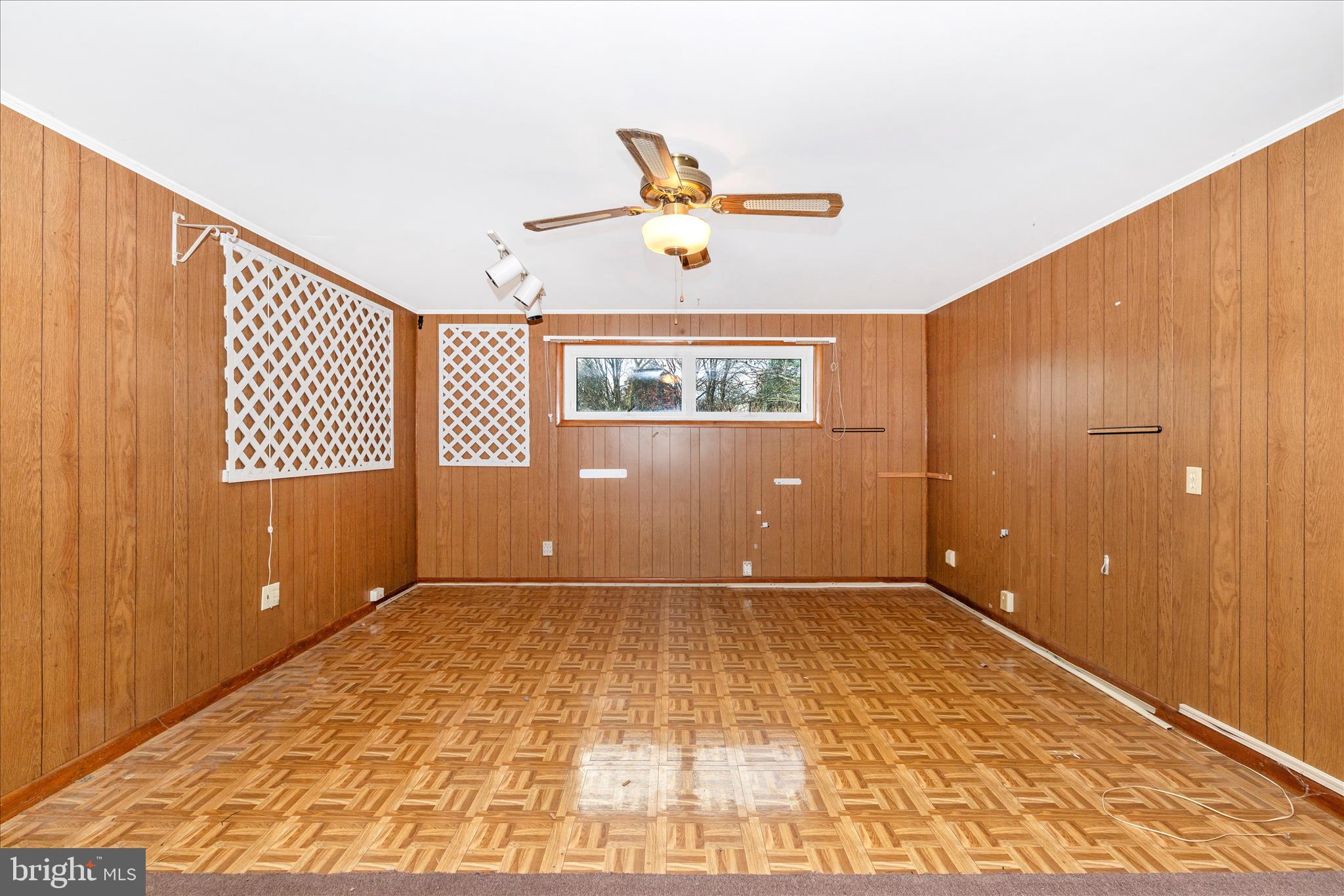 BRIGHTWOOD ACRES - Residential