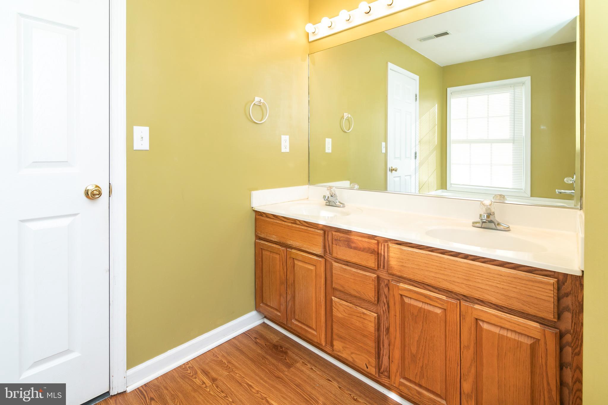 HARBOR POINTE - Residential