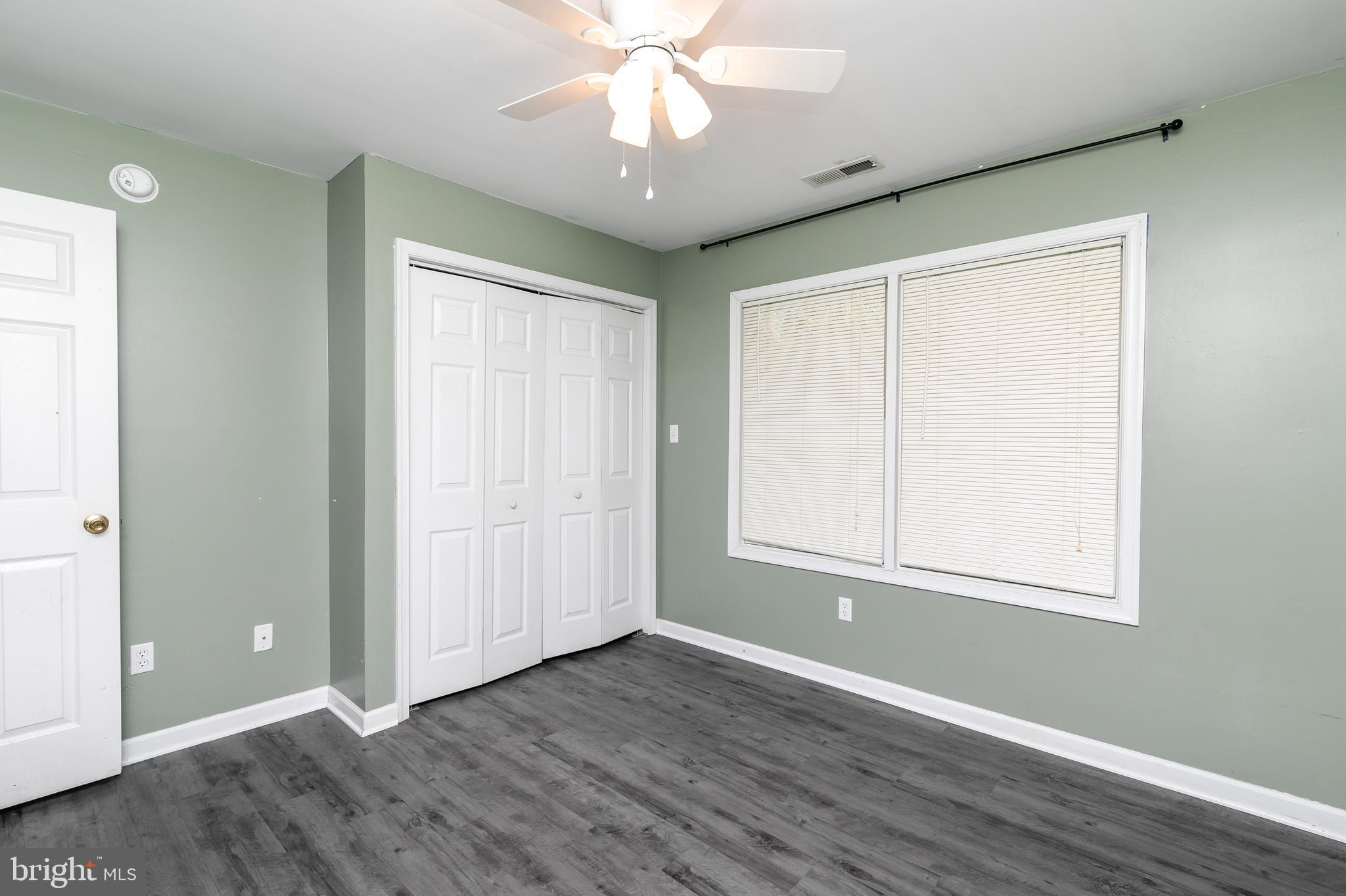 HARBOR POINTE - Residential