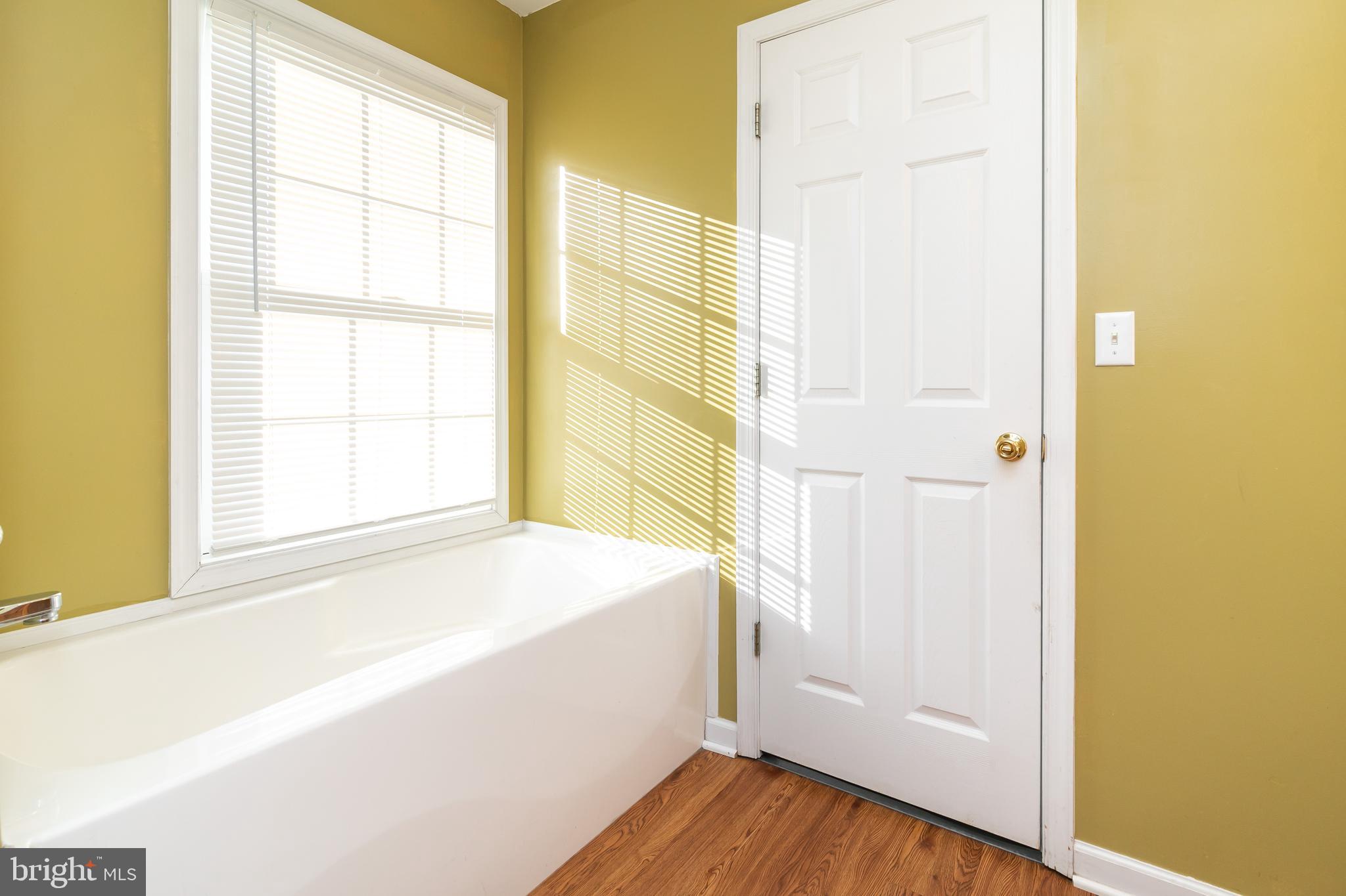 HARBOR POINTE - Residential