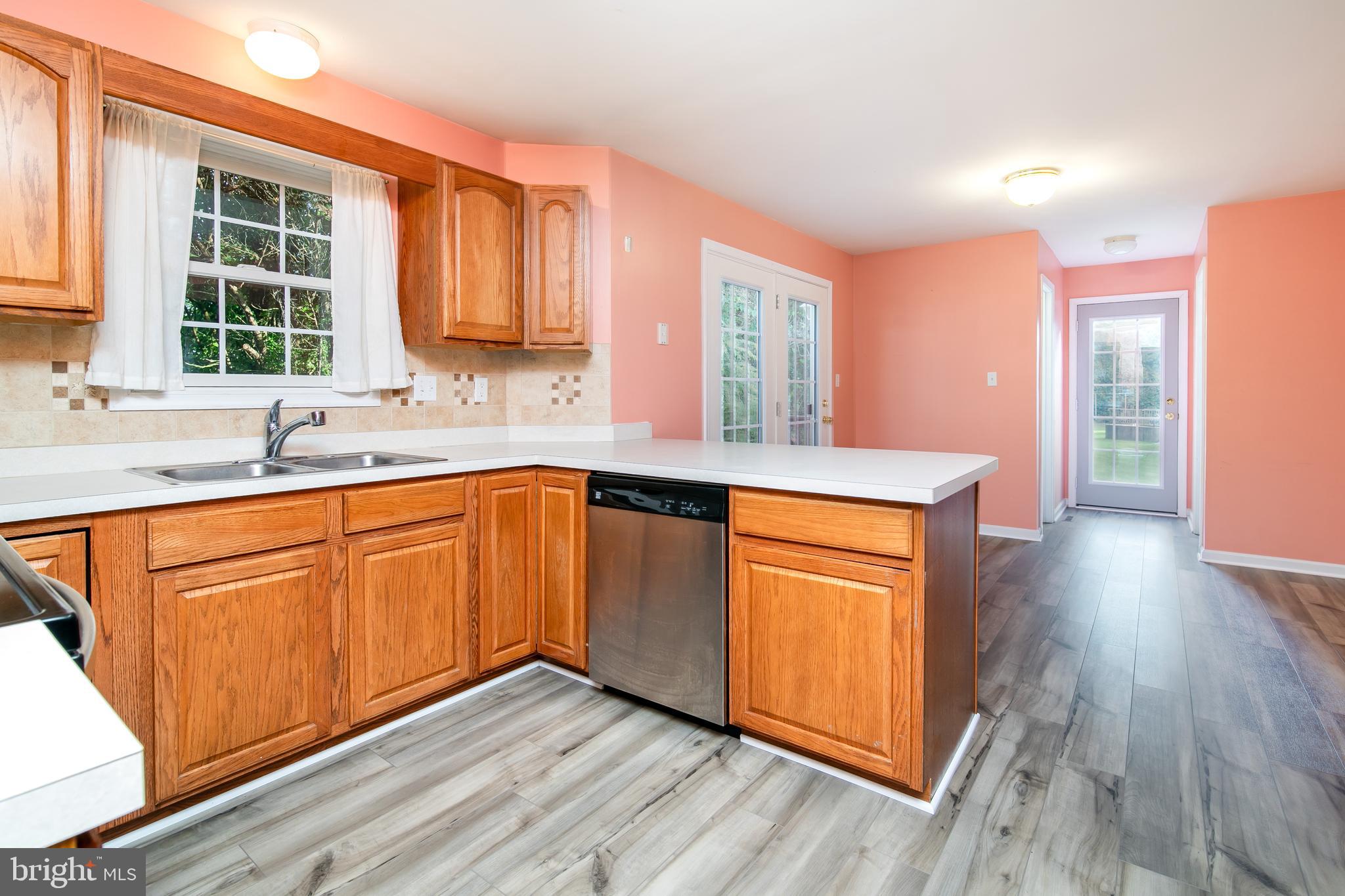 HARBOR POINTE - Residential