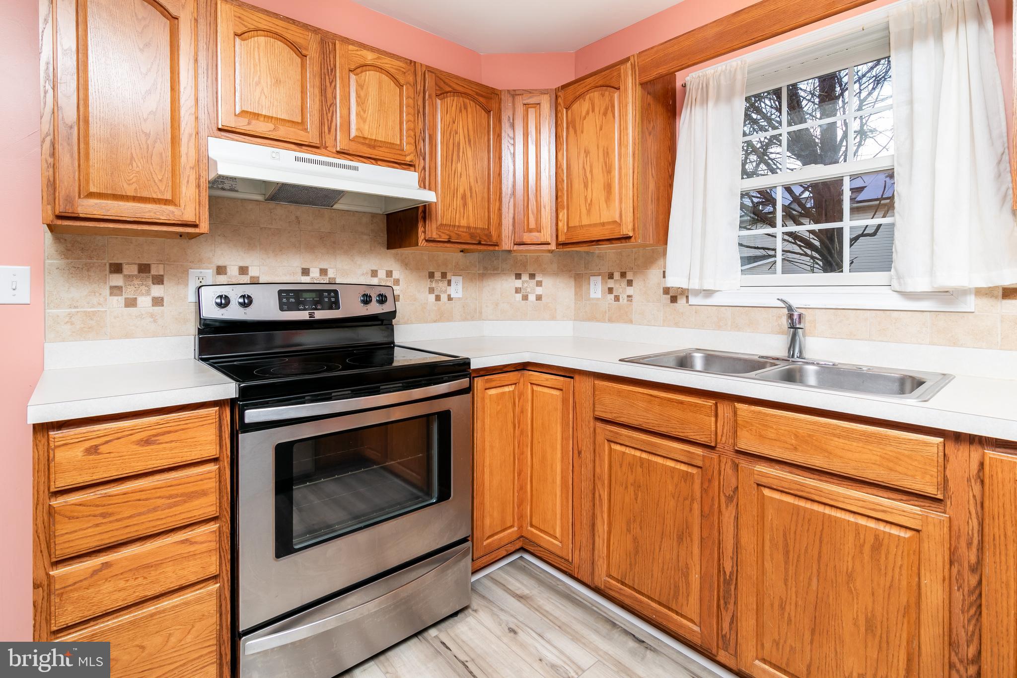 HARBOR POINTE - Residential