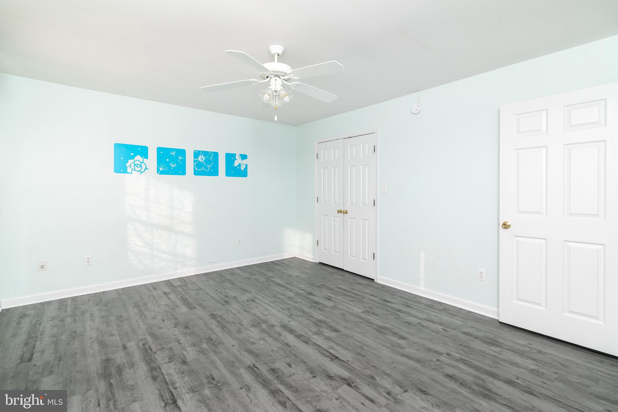 HARBOR POINTE - Residential