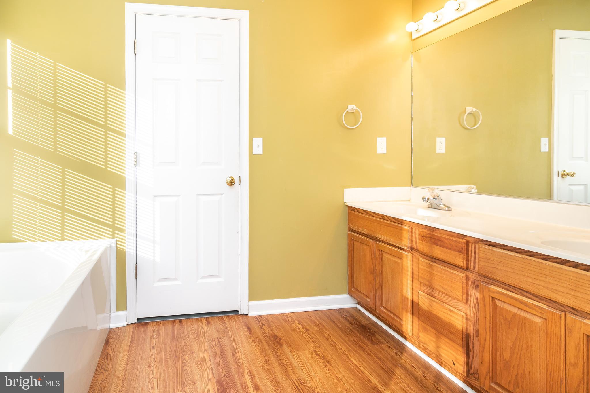 HARBOR POINTE - Residential