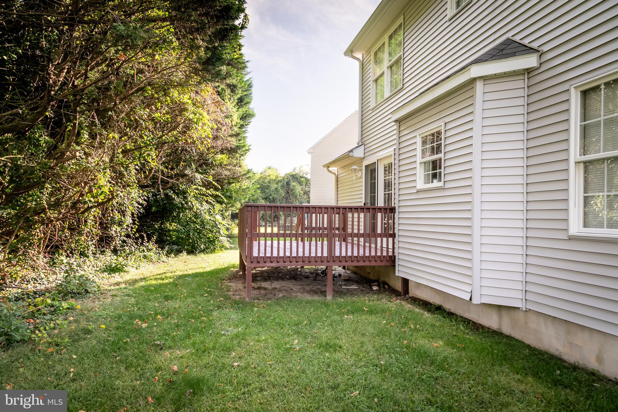 HARBOR POINTE - Residential