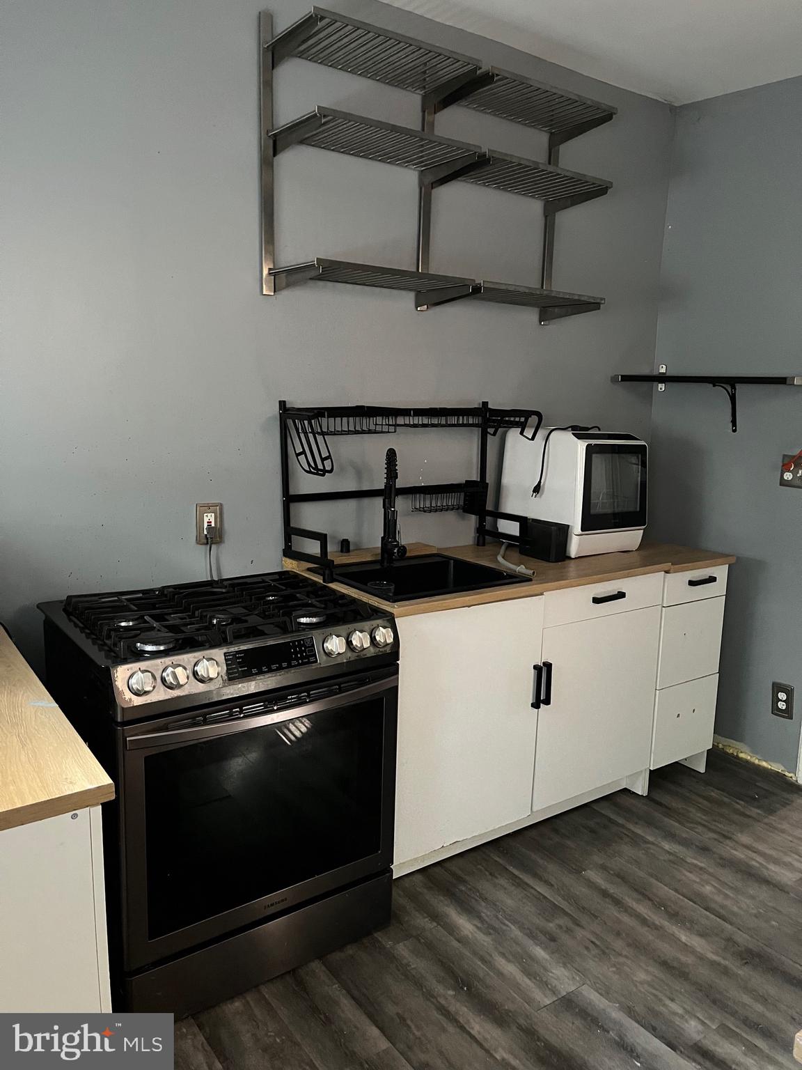 PHILADELPHIA (SOUTH) - Residential