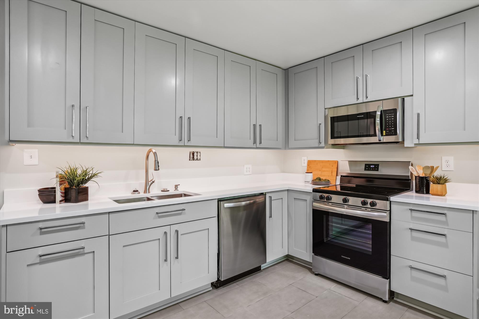 OAK FOREST - Residential