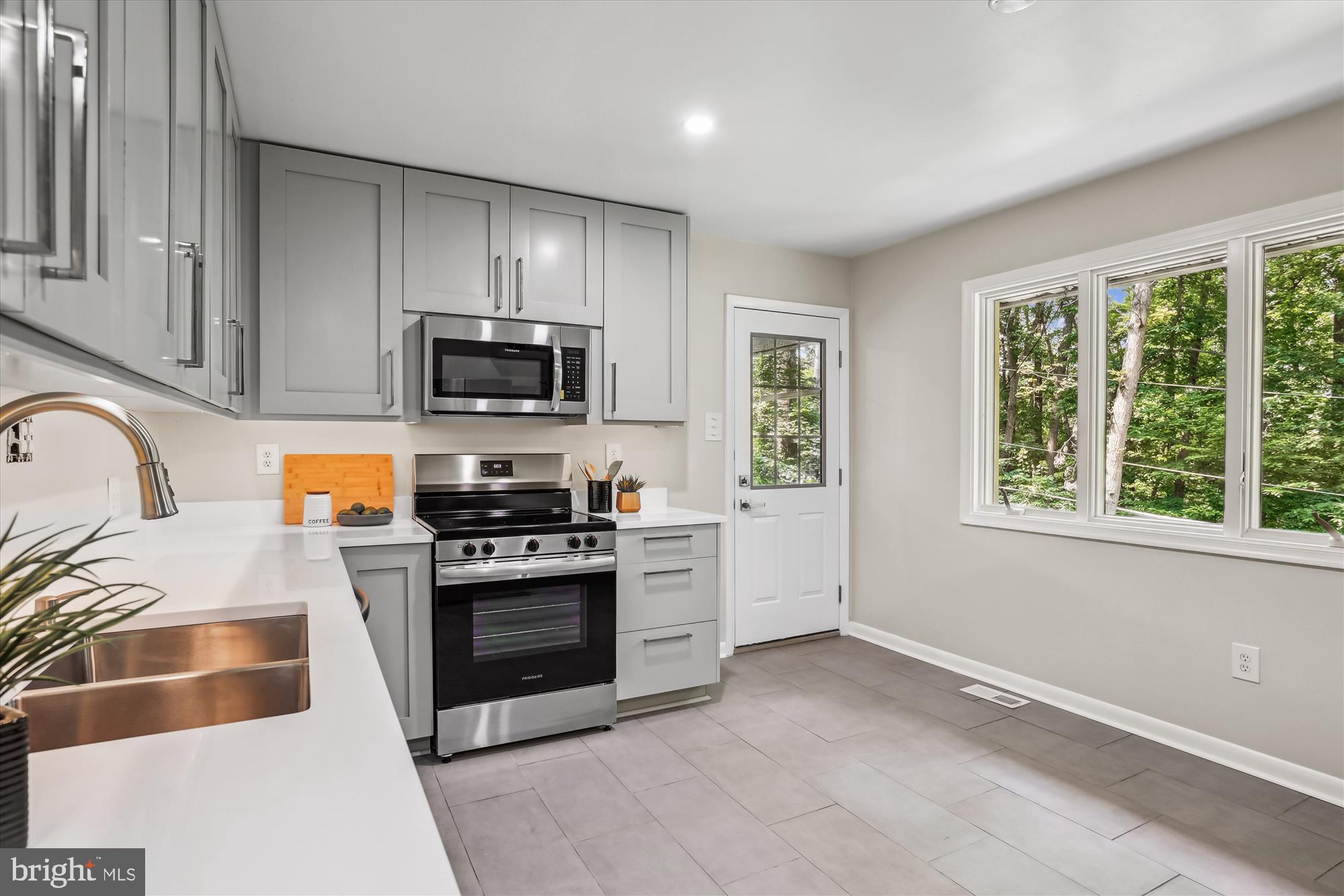 OAK FOREST - Residential