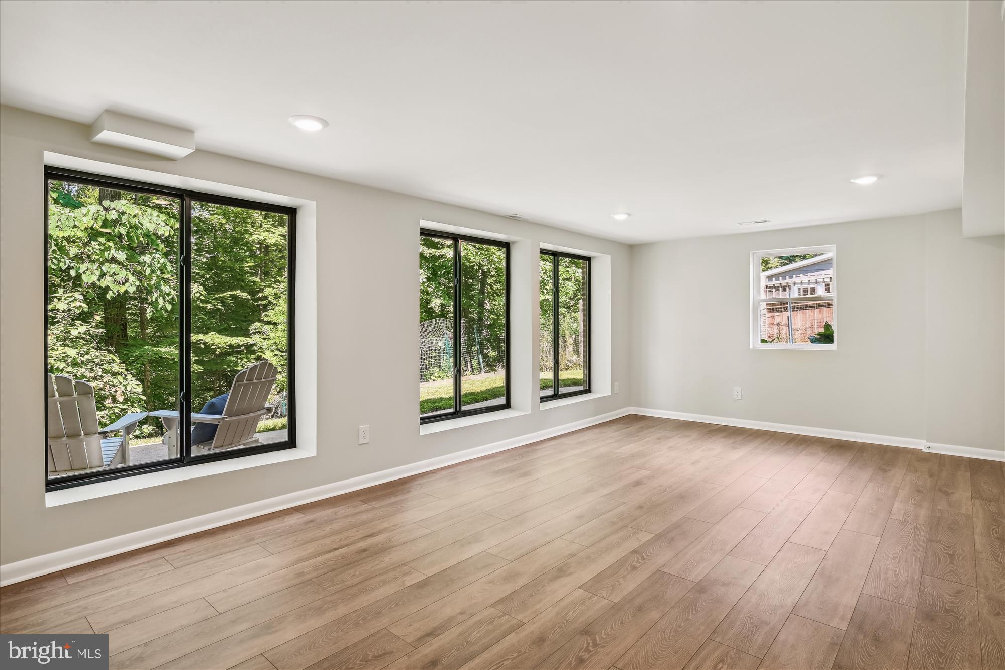 OAK FOREST - Residential