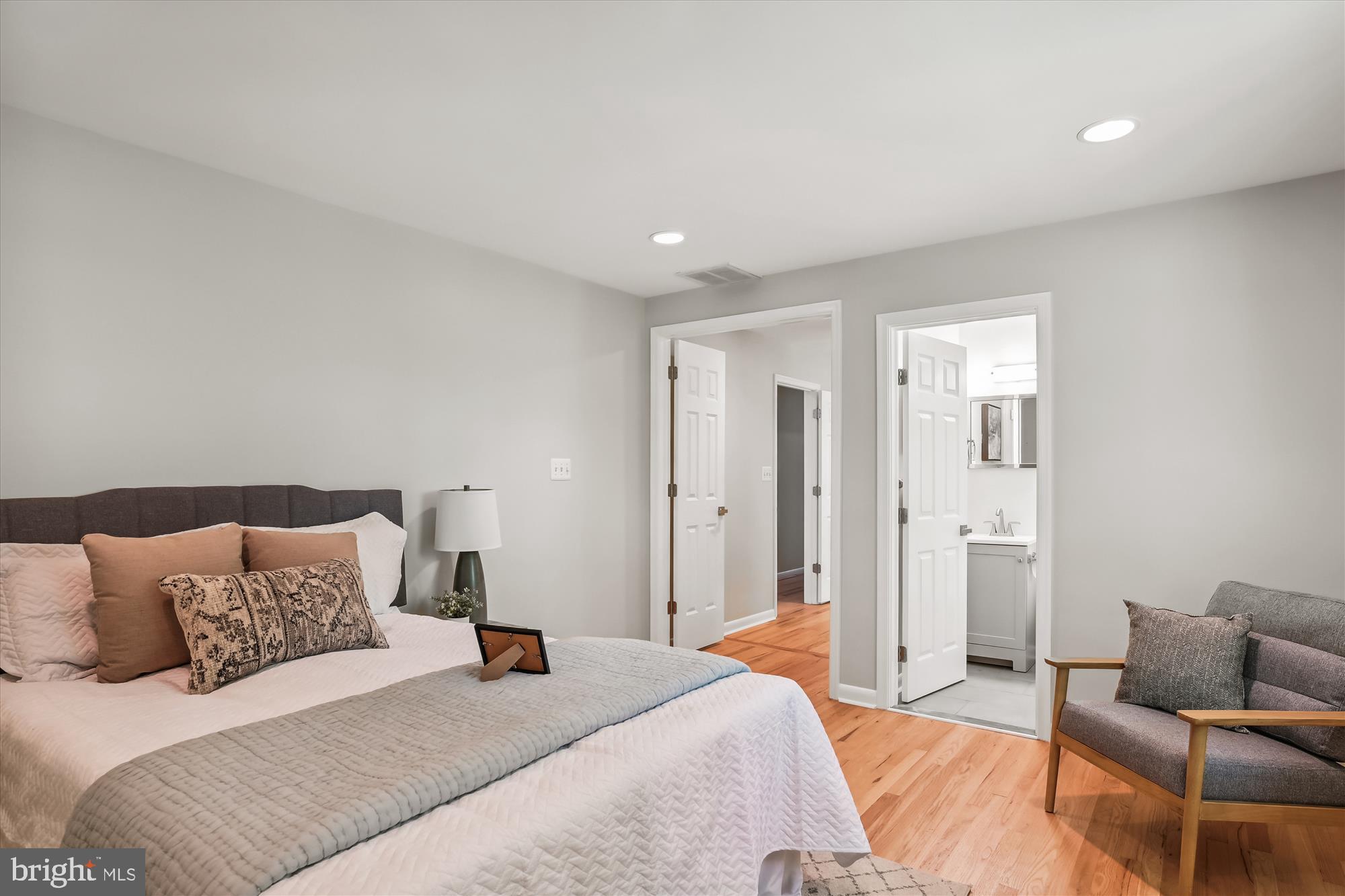 OAK FOREST - Residential