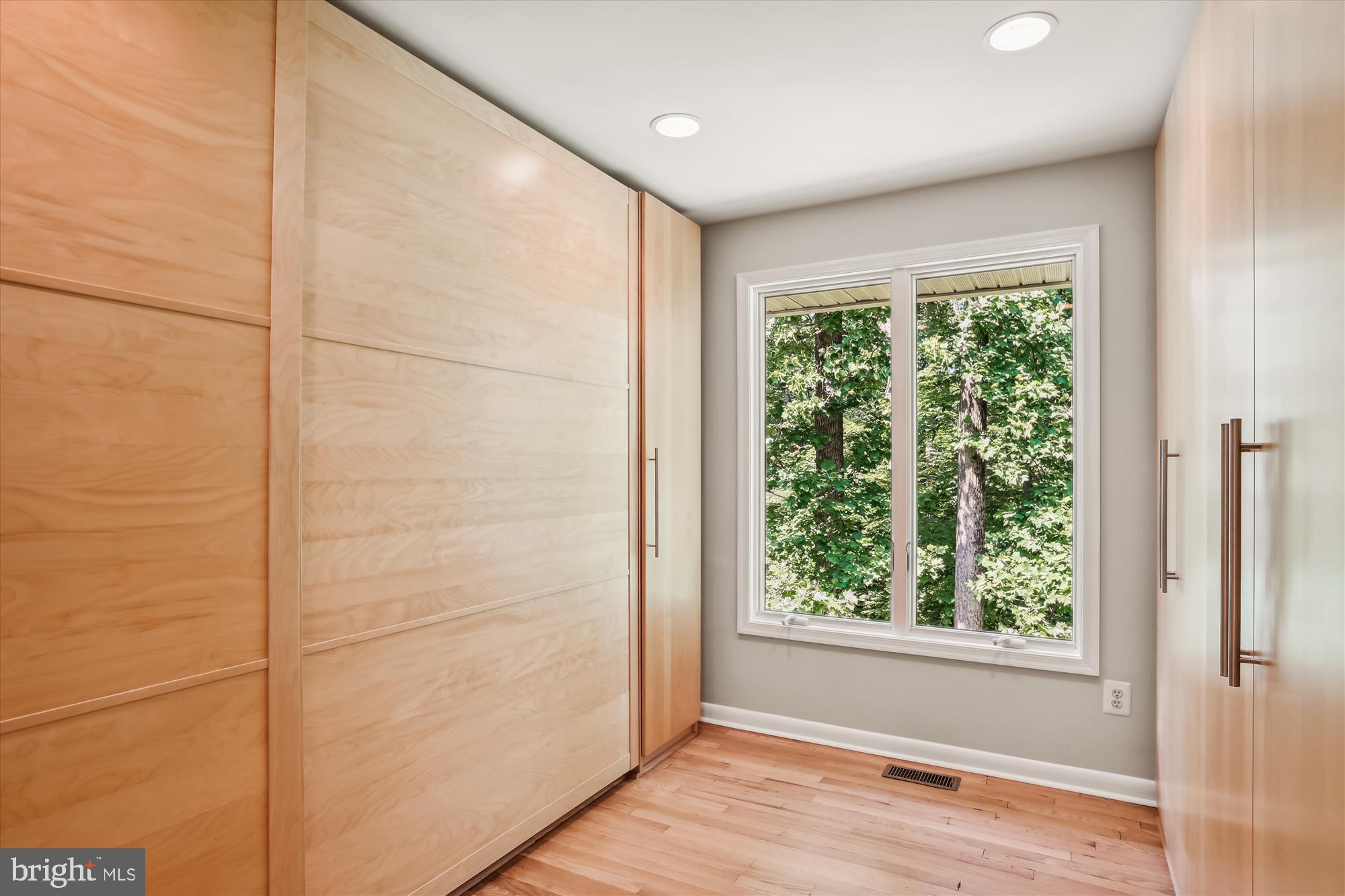 OAK FOREST - Residential