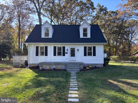 106 RAILROAD AVENUE PASADENA MD 21122