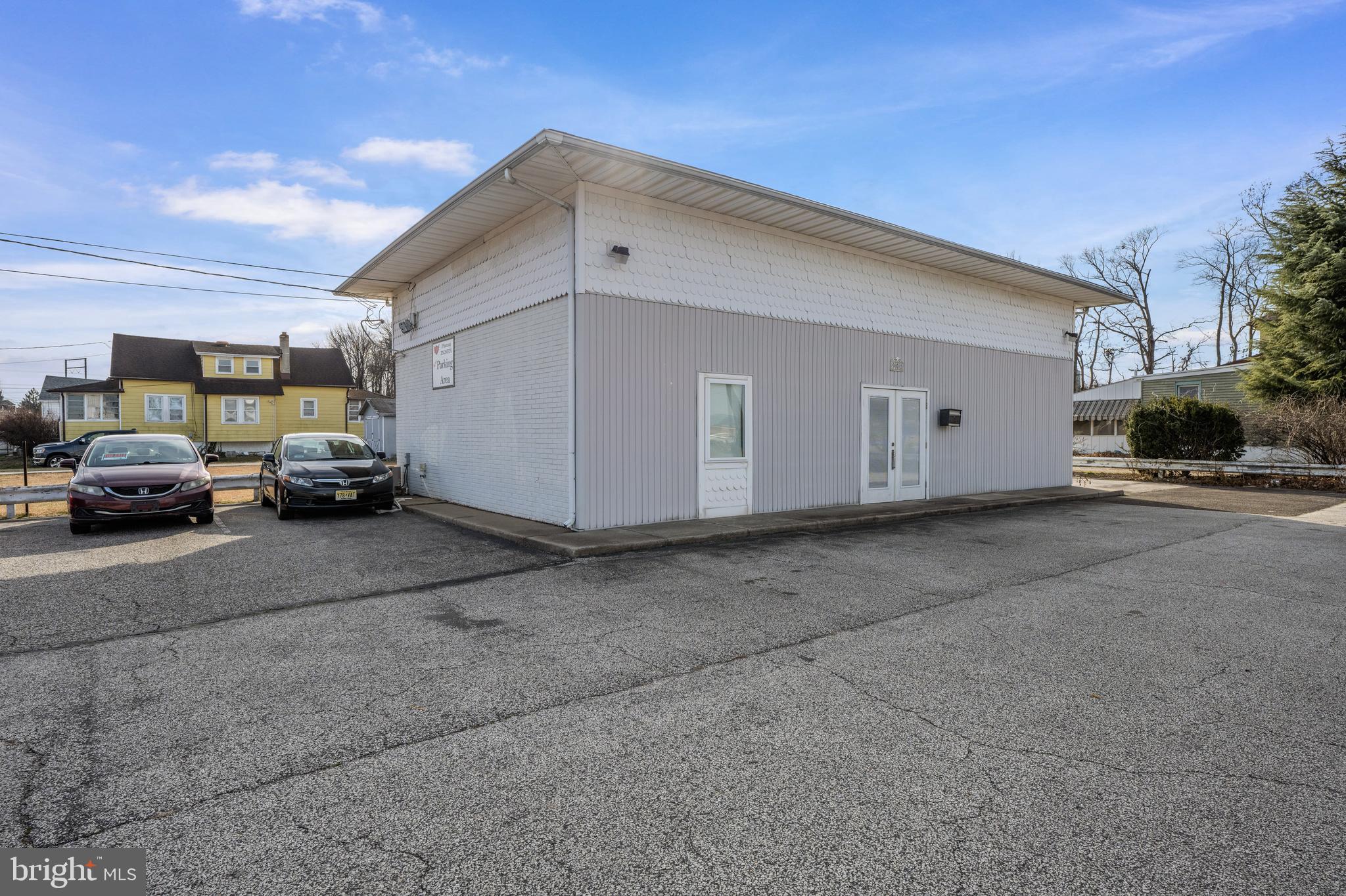 Photo 1 of 17 — 901 CROWN POINT ROAD, WESTVILLE, NJ 08093