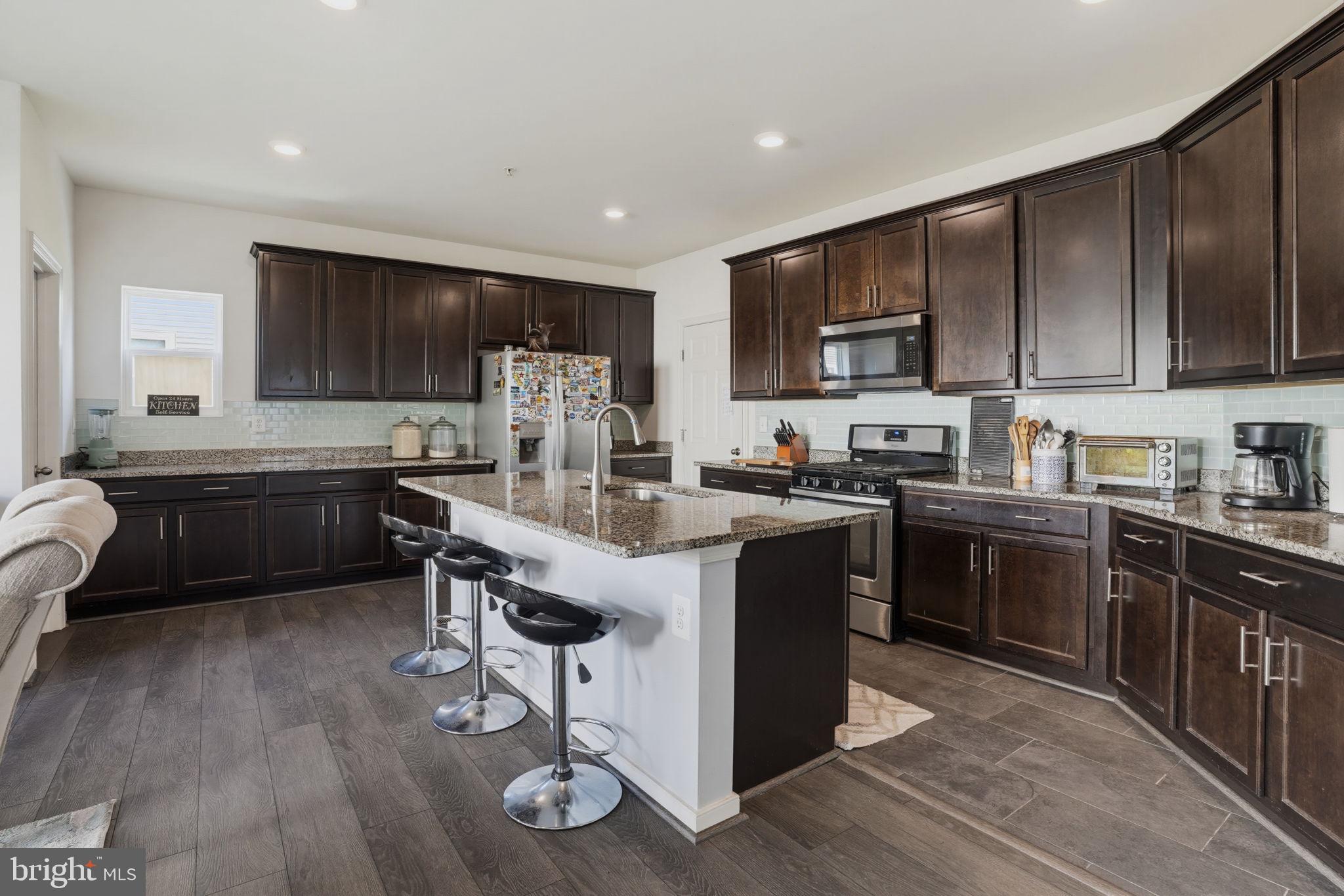 2222 KAY HILL DRIVE