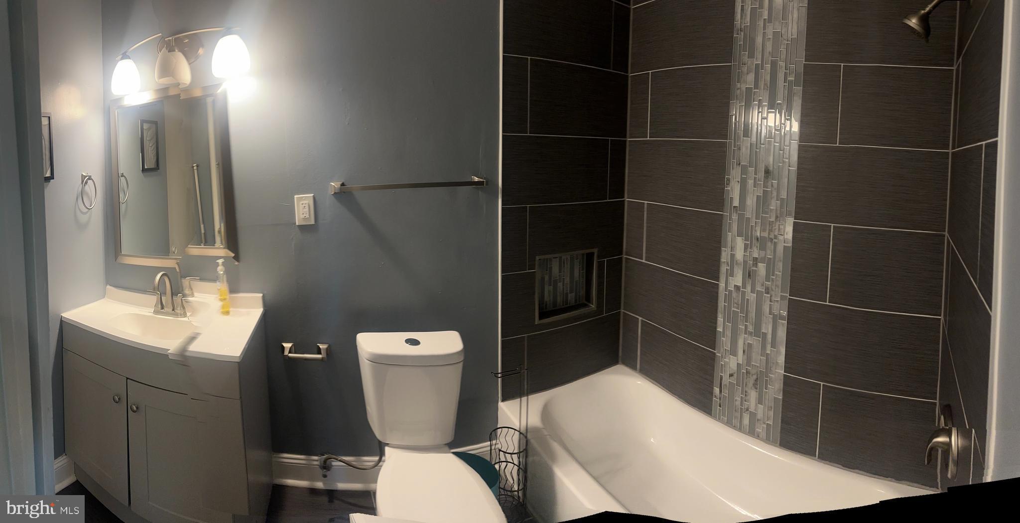 CROSS CREEK - Residential Lease