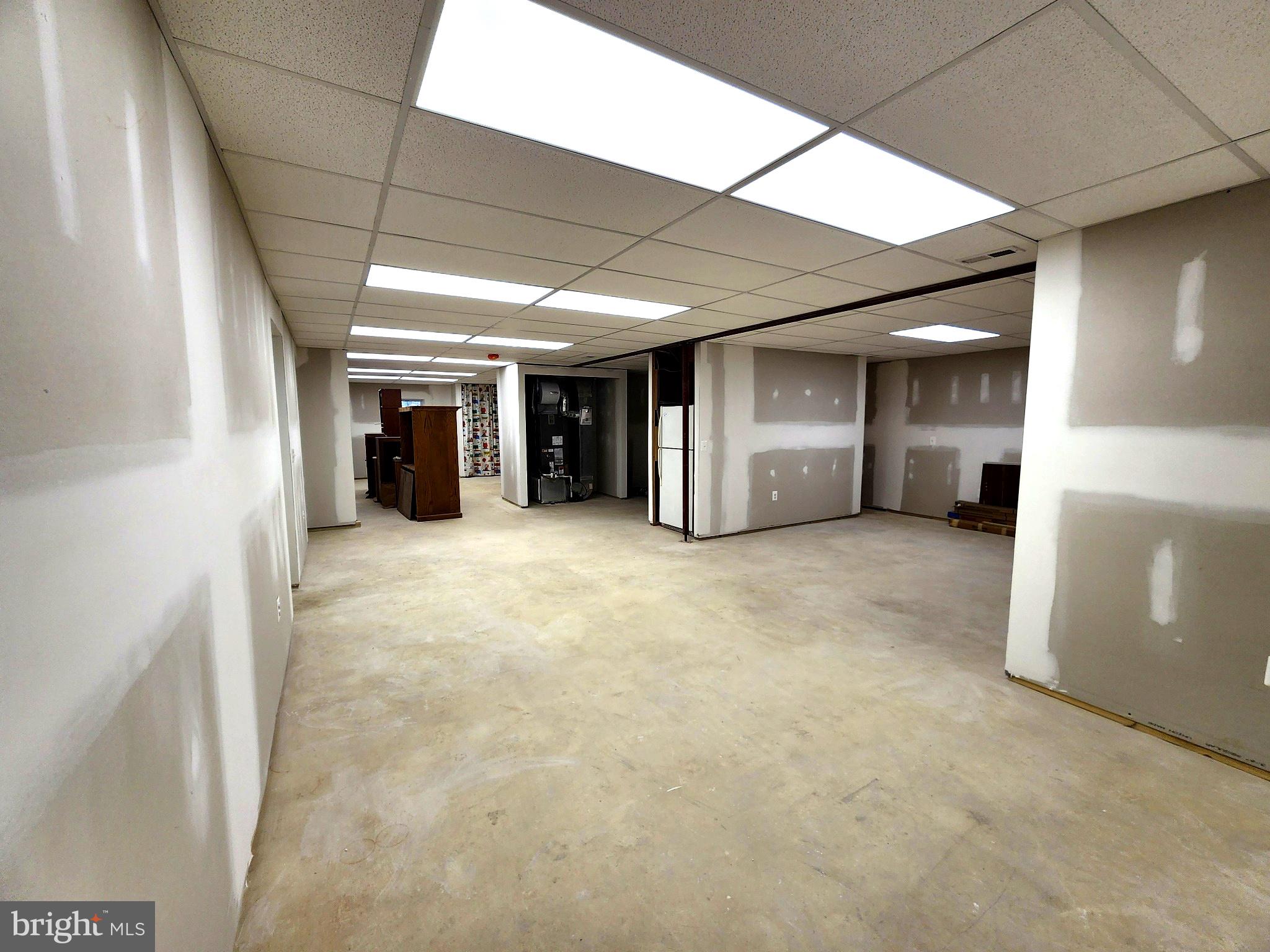 RIVERWOOD FARMS - Residential