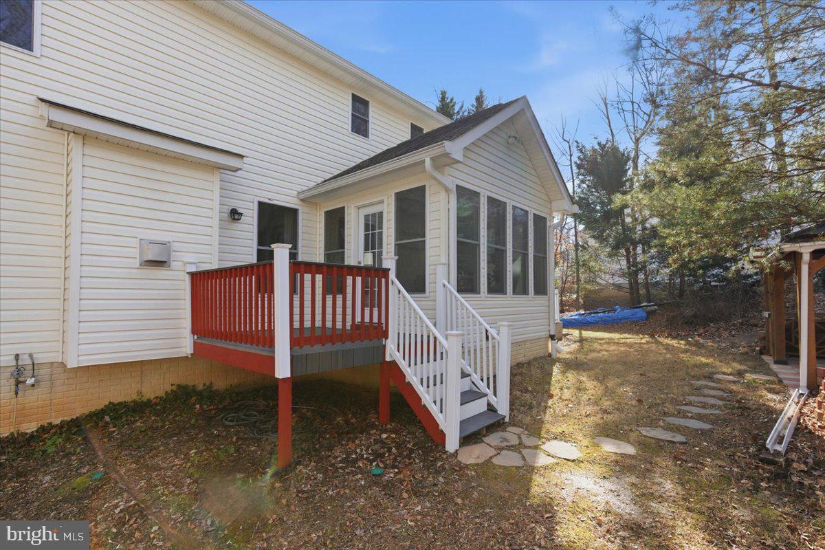 RIVERWOOD FARMS - Residential