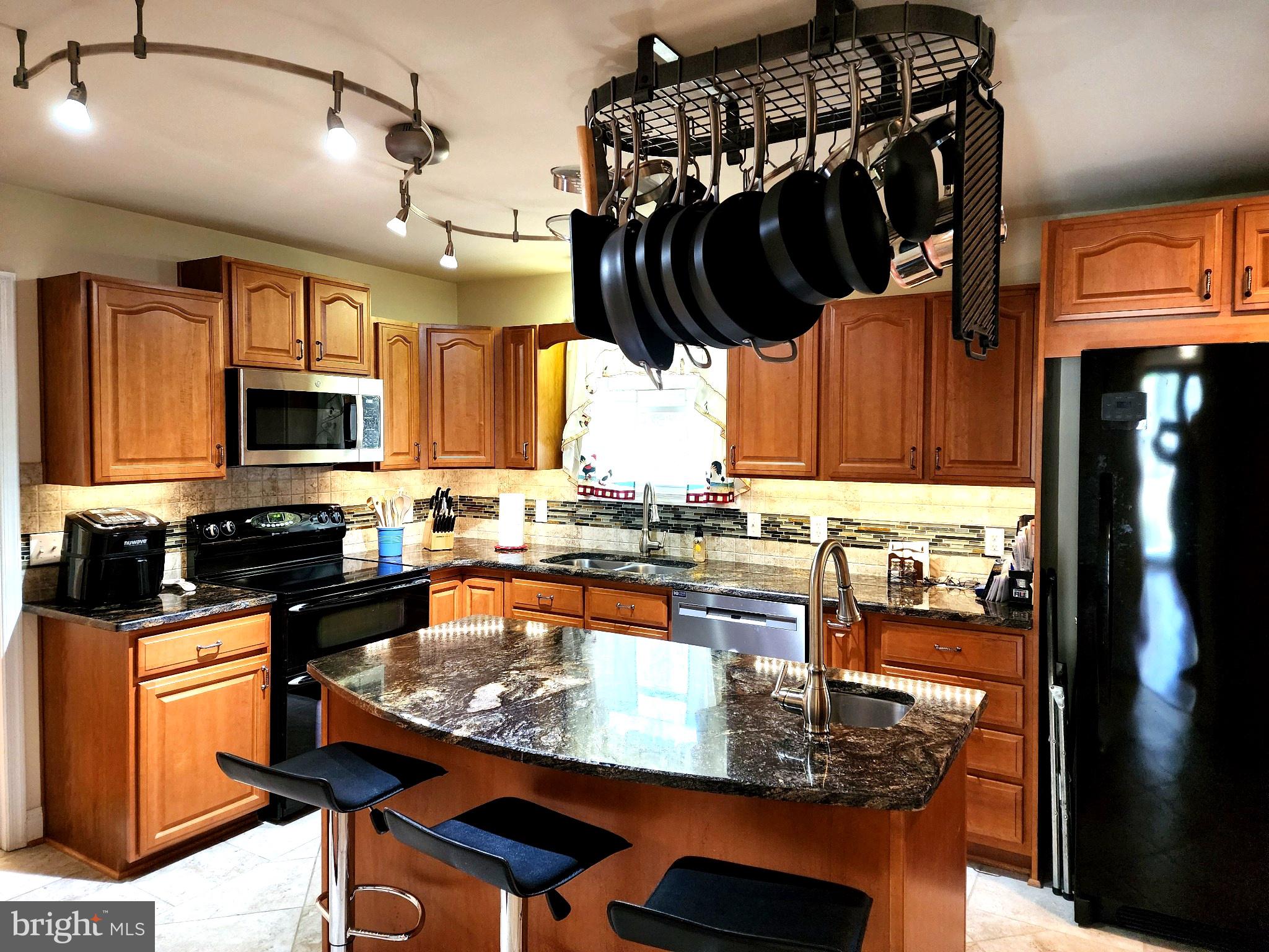 RIVERWOOD FARMS - Residential