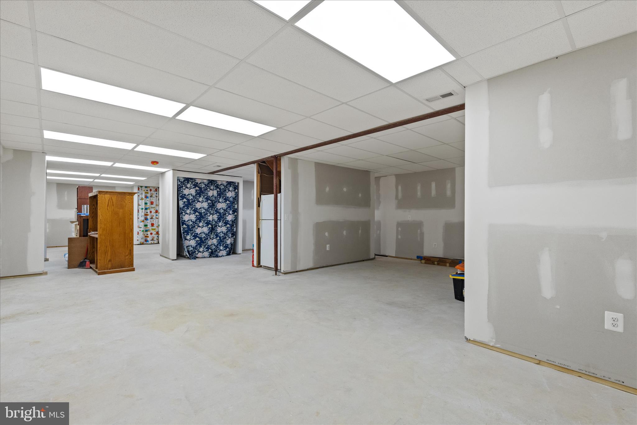 RIVERWOOD FARMS - Residential