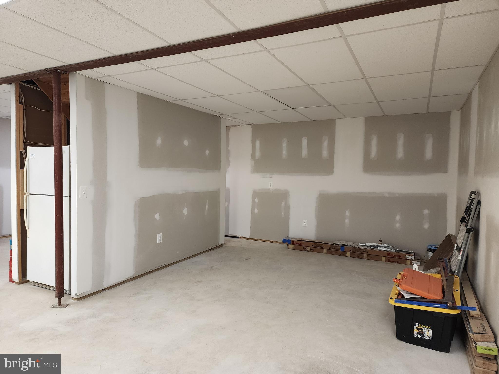 RIVERWOOD FARMS - Residential