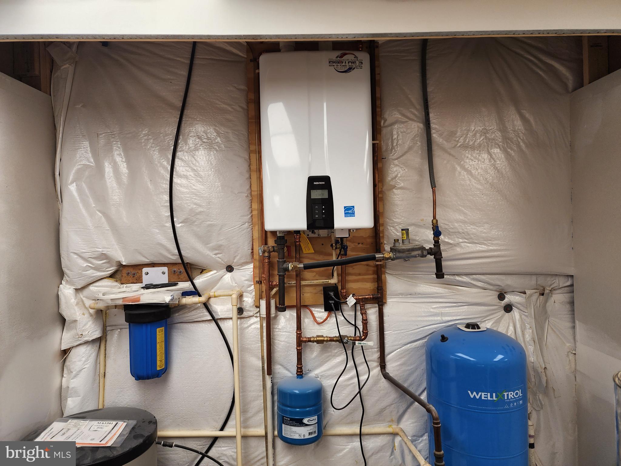 RIVERWOOD FARMS - Residential