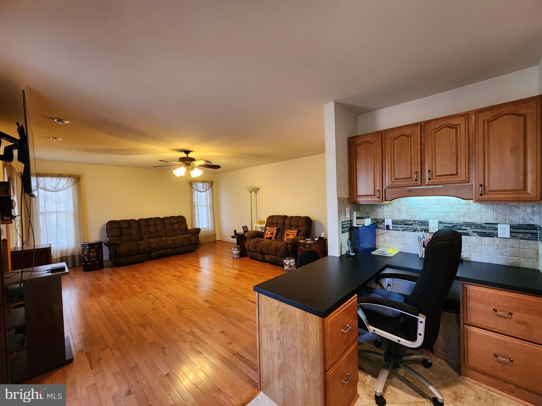 RIVERWOOD FARMS - Residential