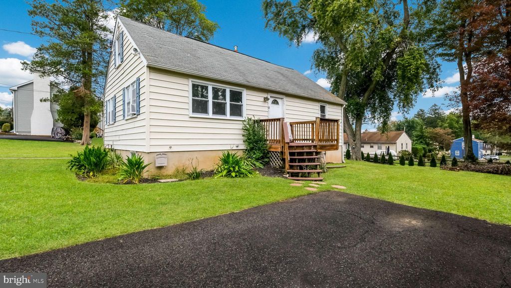 Photo of 421 Avenue C, HORSHAM, PA 19044 (MLS # PAMC2156432)