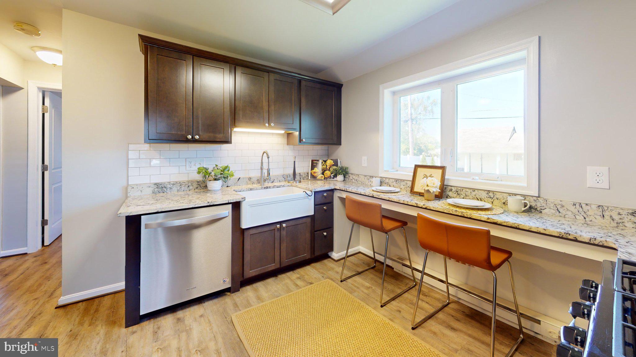 WATERSEDGE - Residential