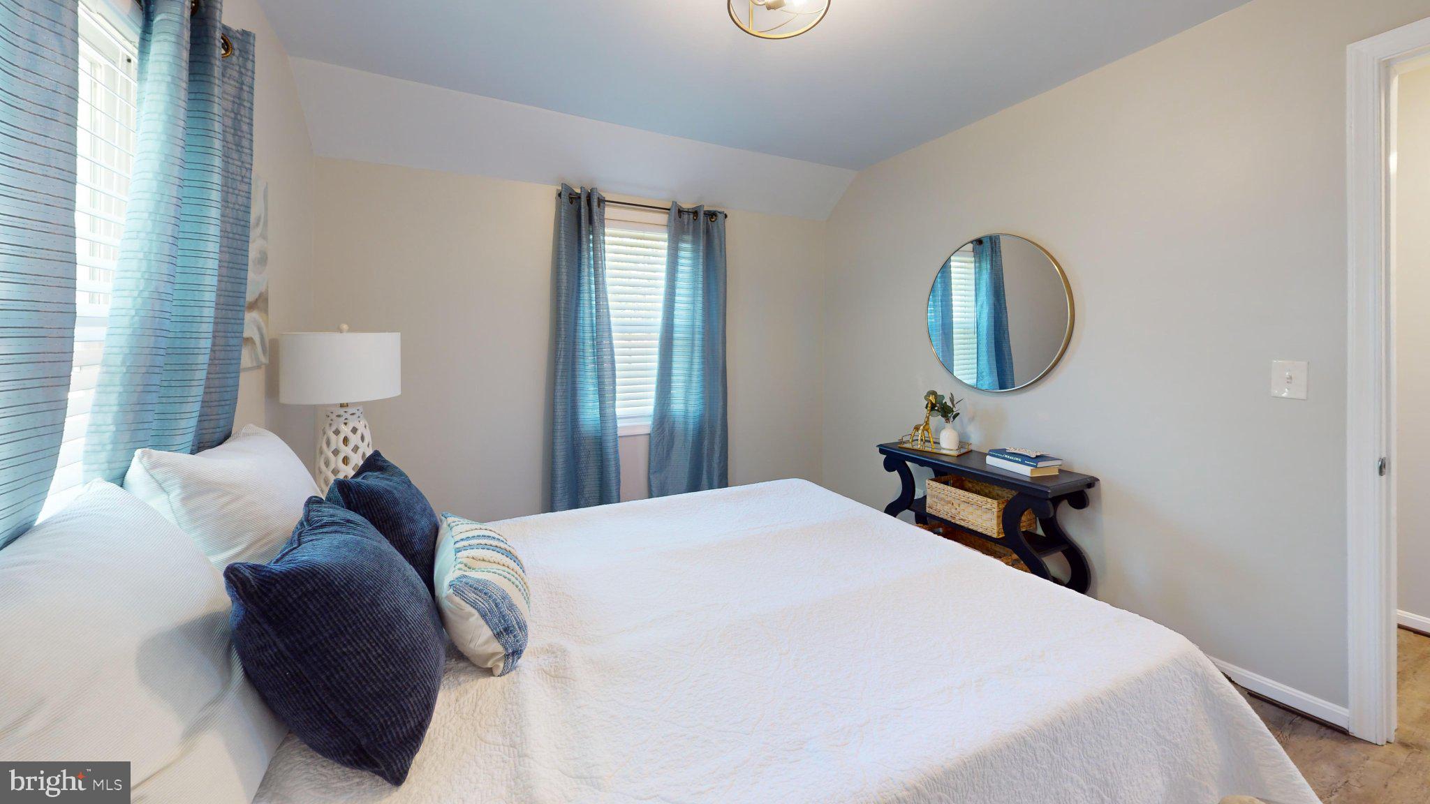 WATERSEDGE - Residential