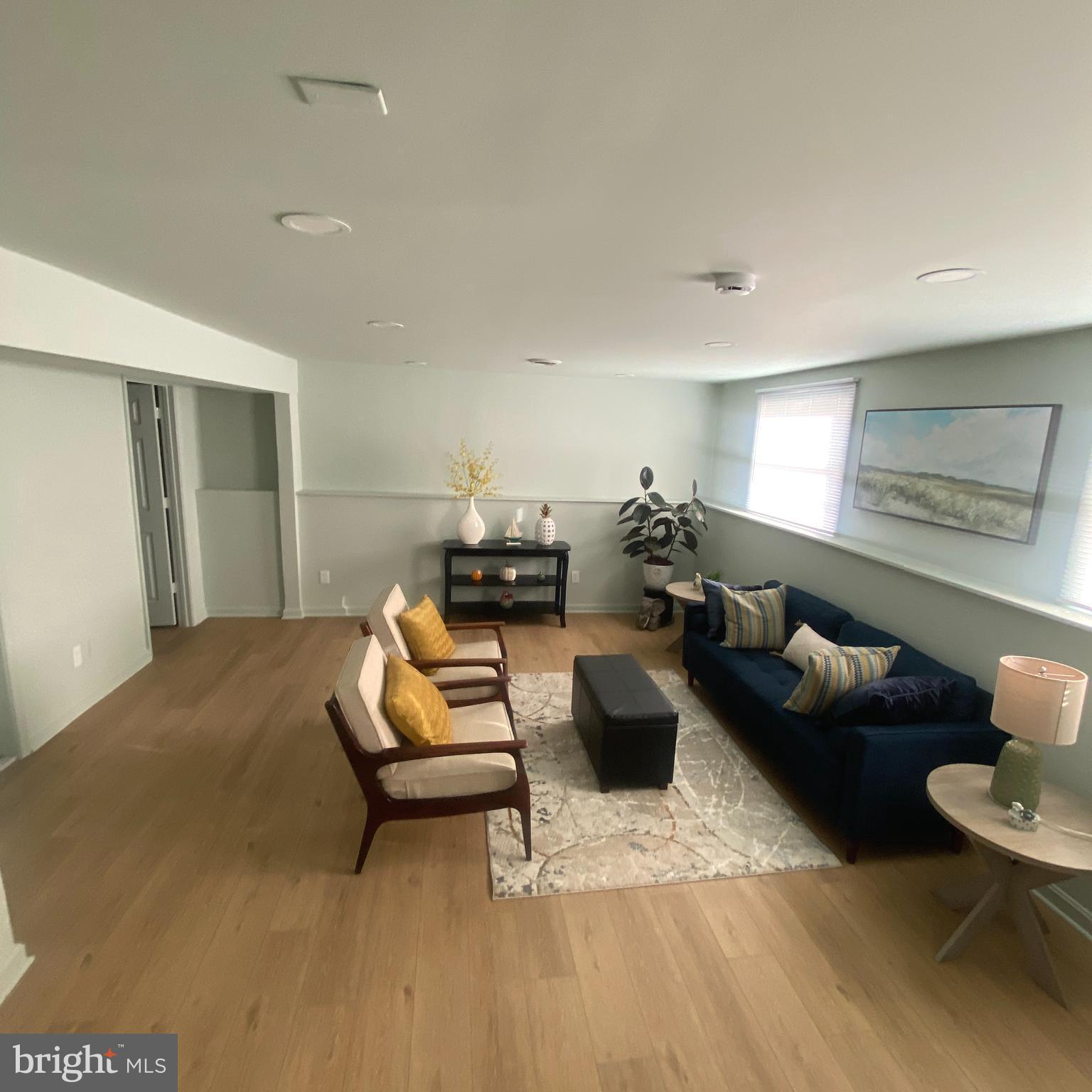 PLEASANT VALLEY - Residential Lease